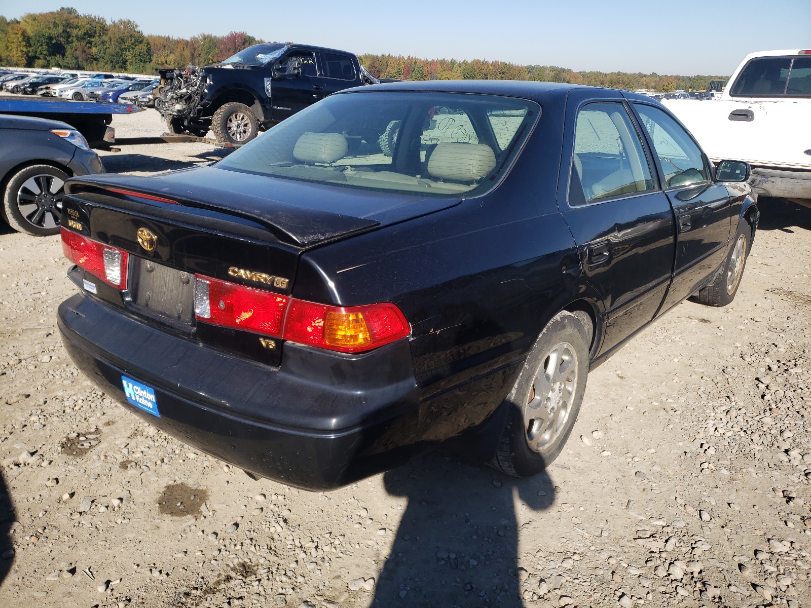 Photo 4 from auction – 2000 TOYOTA CAMRY LE with VIN 4T1BF22K5YU936181
