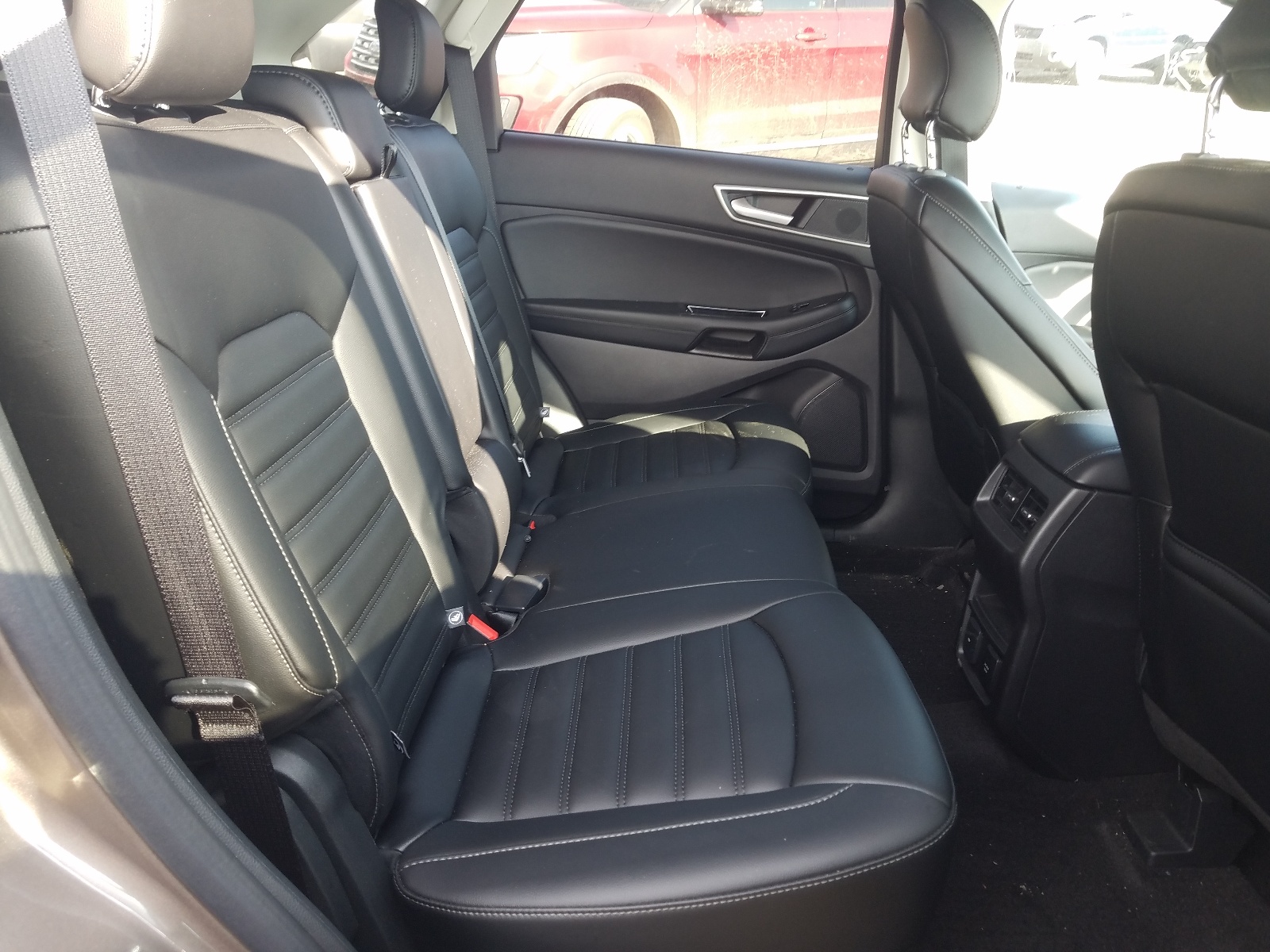 Photo 6 from auction – 2019 FORD EDGE SEL with VIN 2FMPK4J93KBB17761