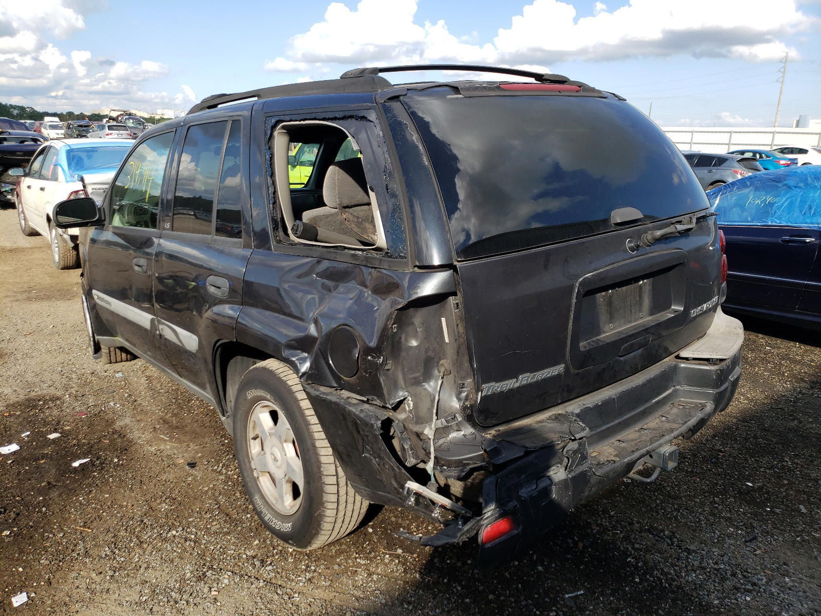 Photo 3 from auction – 2003 CHEVROLET TRAILBLAZE with VIN 1GNDS13S032163486