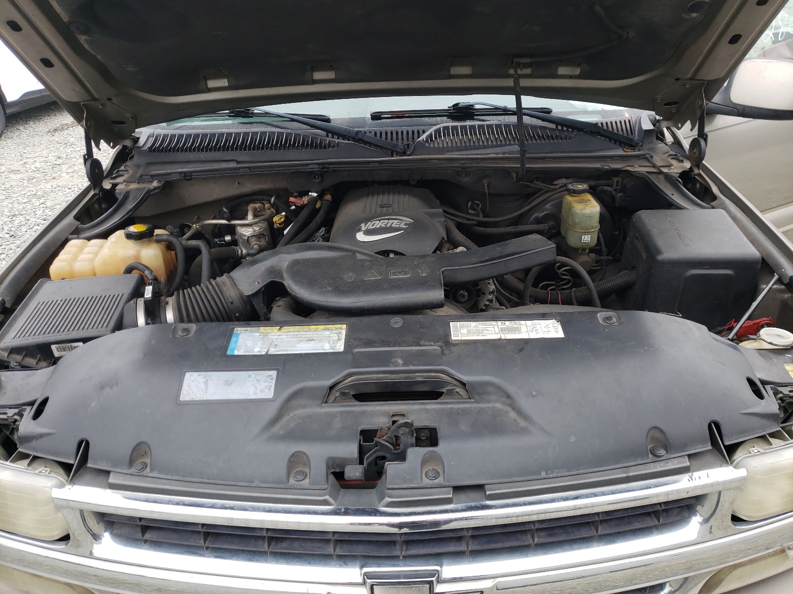 Photo 7 from auction – 2001 CHEVROLET SUBURBAN K with VIN 1GNFK16T11J238003