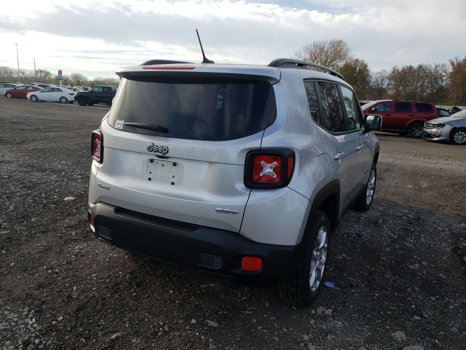 Photo 4 from auction – 2017 JEEP RENEGADE L with VIN ZACCJBBB0HPG49257