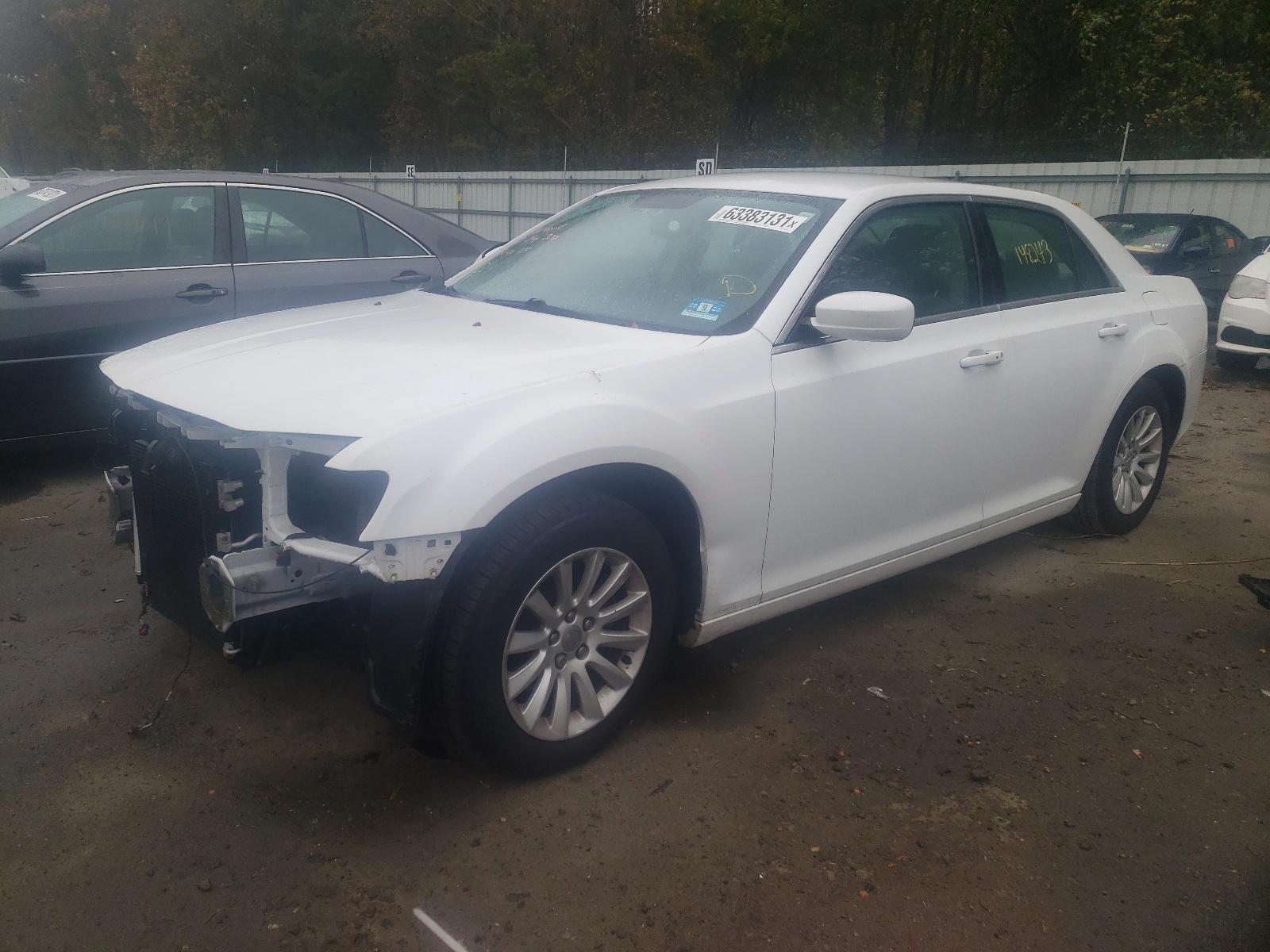 Photo 2 from auction – 2013 CHRYSLER 300 with VIN 2C3CCAAG4DH527244