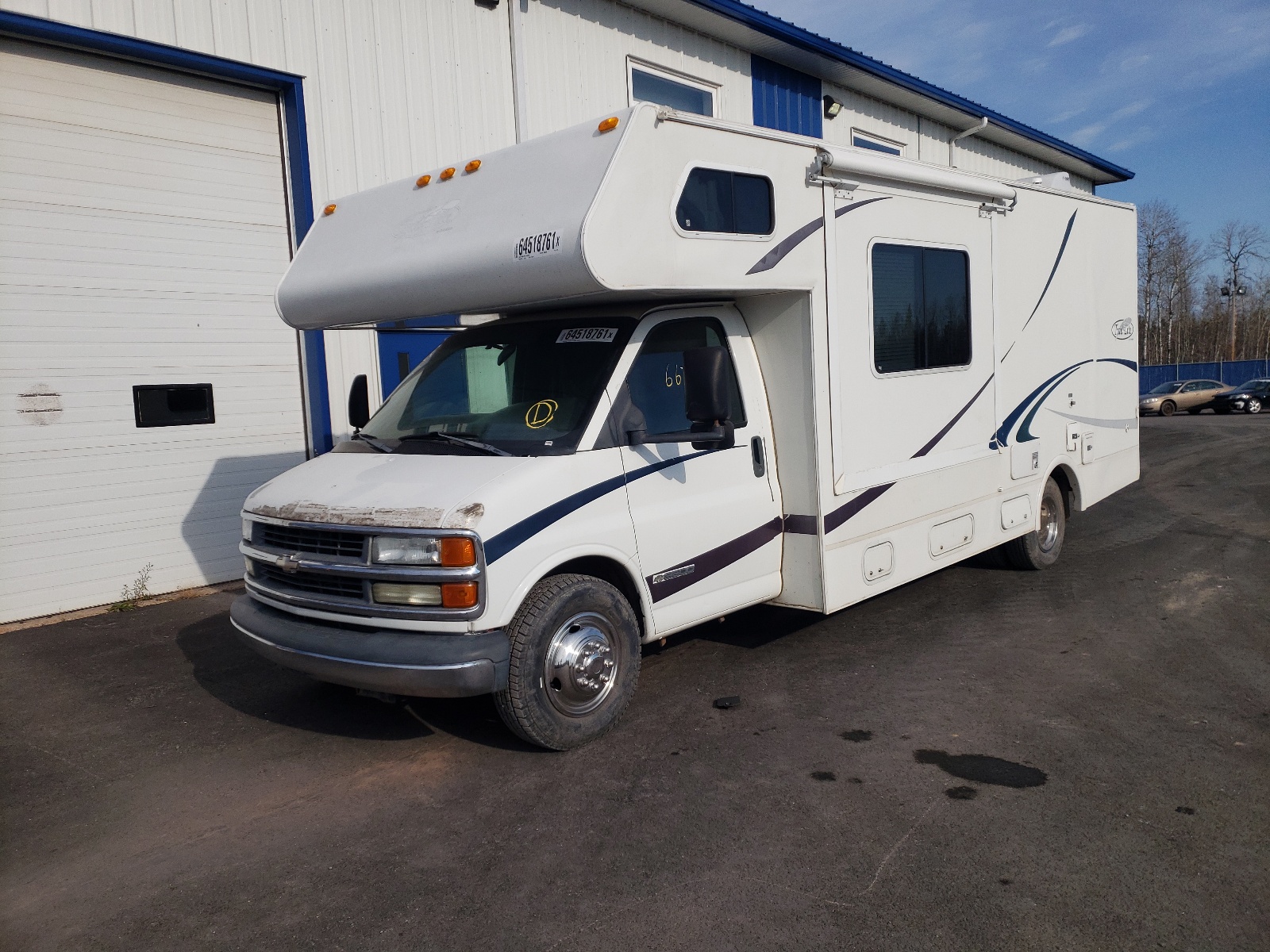 Photo 2 from auction – 2002 CHEVROLET EXPRESS G3 with VIN 1GBJG31GX21192073