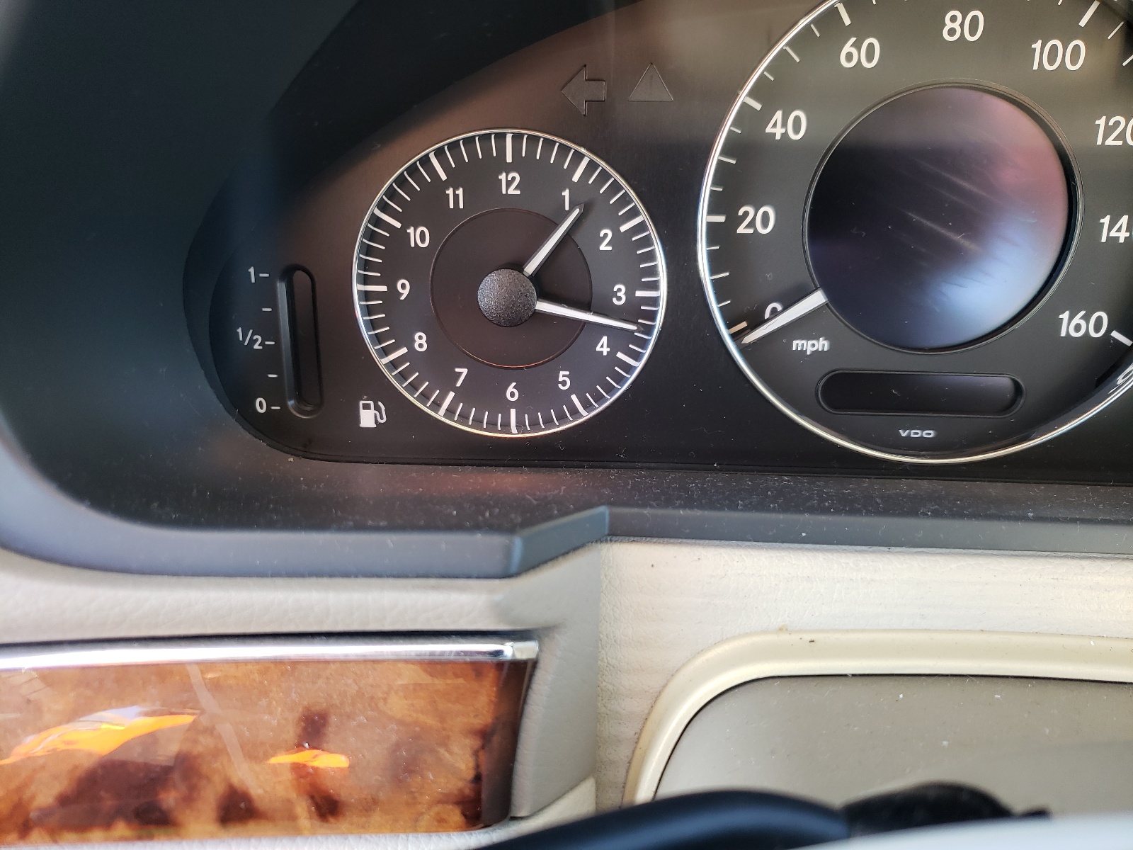 Photo 8 from auction – 2003 MERCEDES-BENZ E 320 with VIN WDBUF65J83A109131