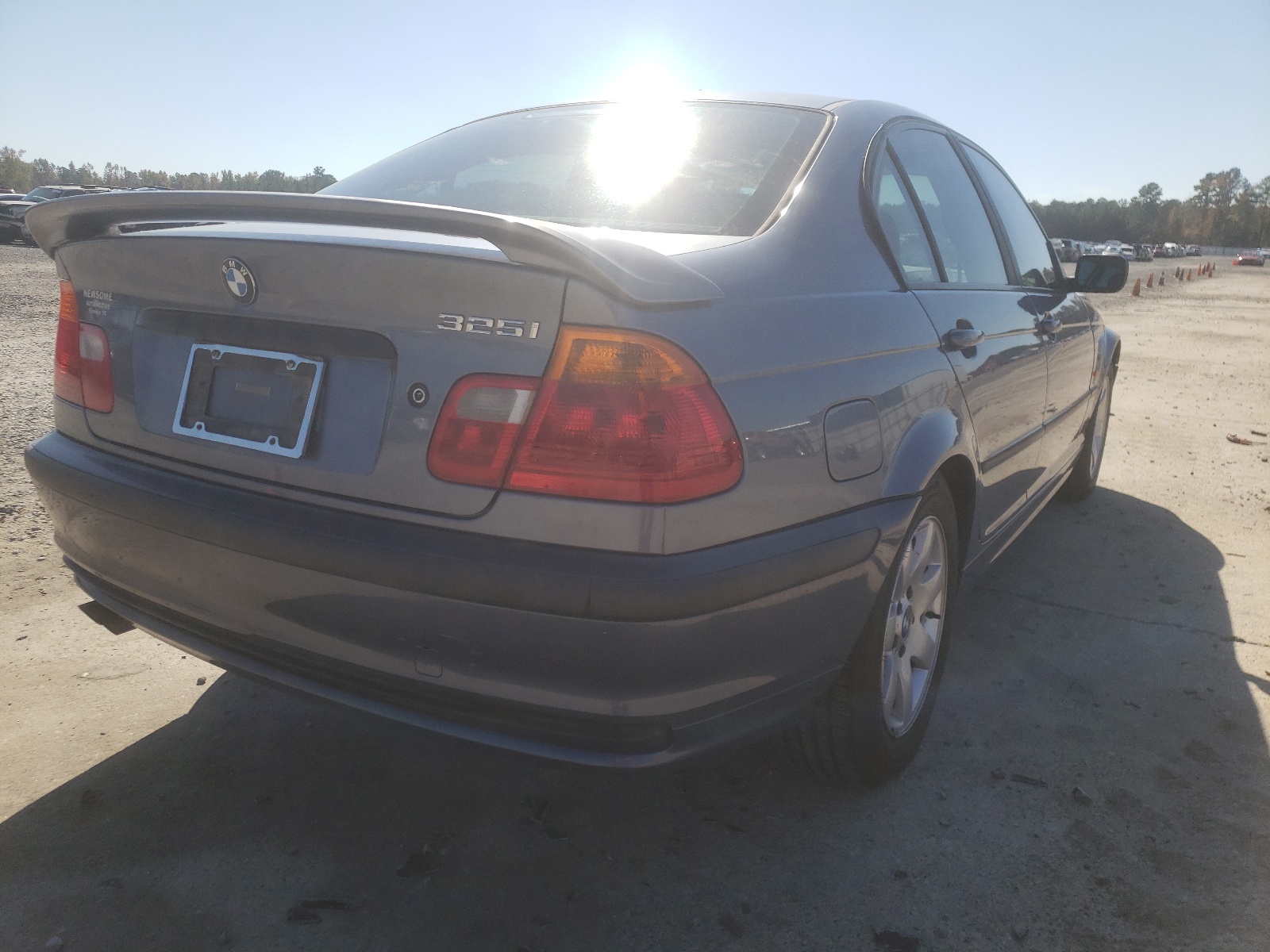 Фото 4 с аукциона – 2001 BMW 325 I с VIN WBAAN37471ND46079
