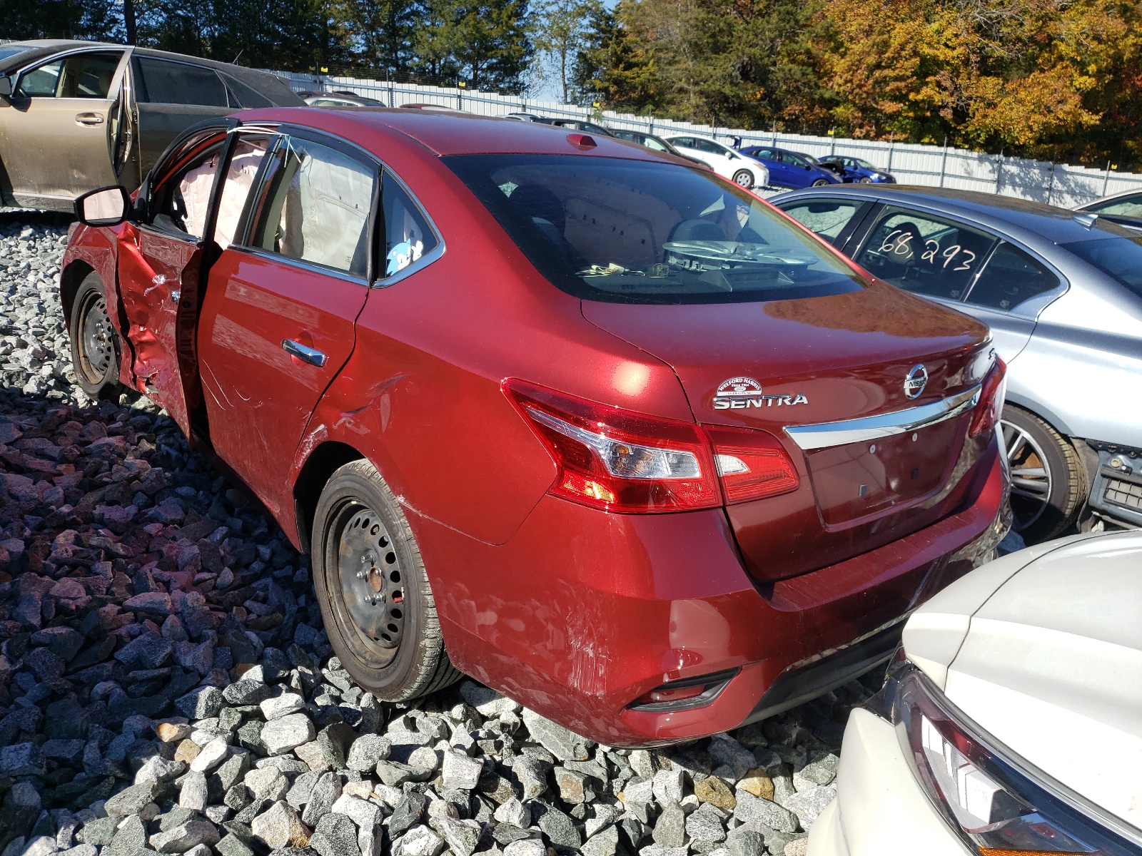 Photo 3 from auction – 2017 NISSAN SENTRA S with VIN 3N1AB7AP9HY231809