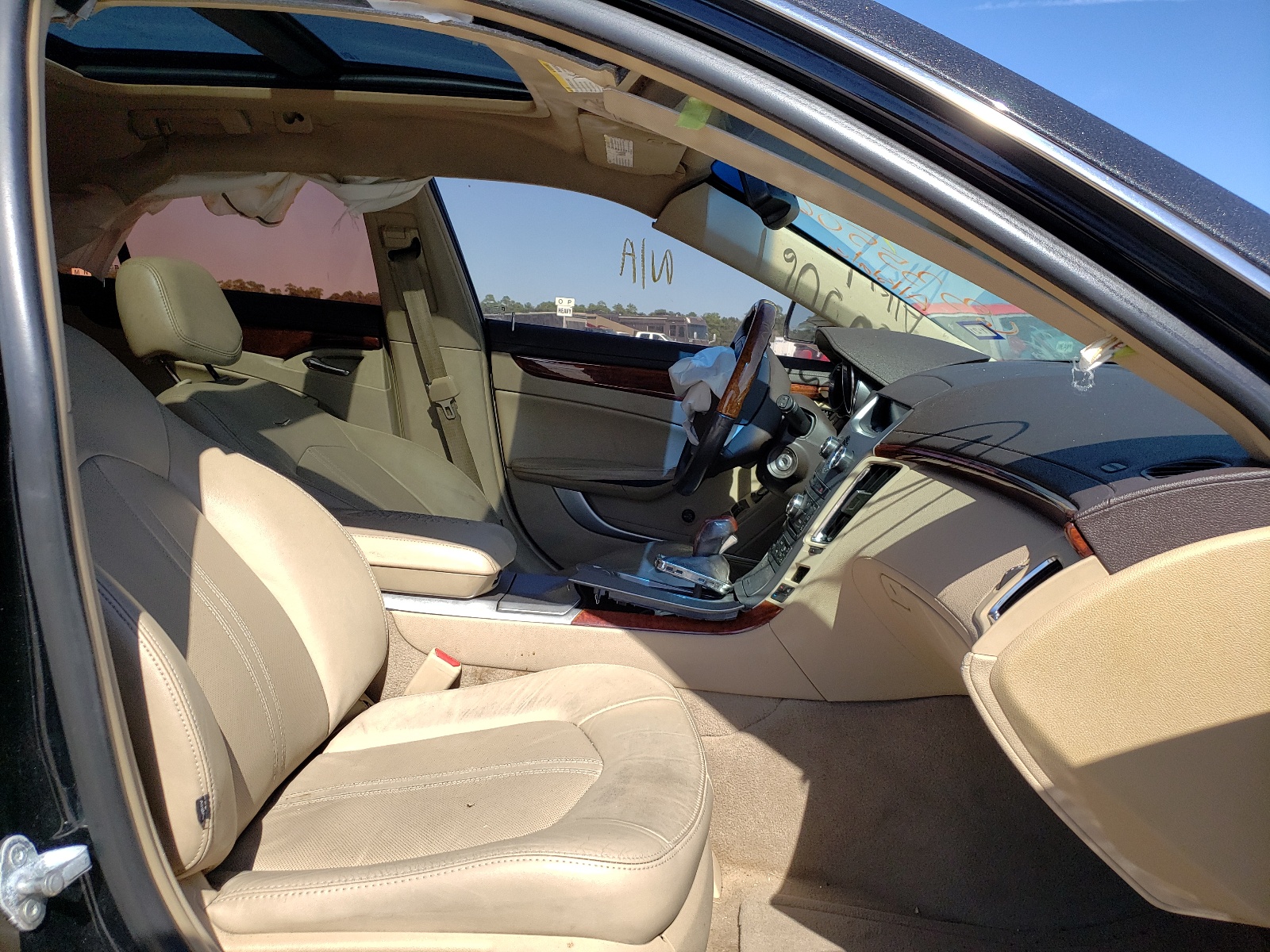 Photo 5 from auction – 2012 CADILLAC CTS LUXURY with VIN 1G6DE8E55C0113312