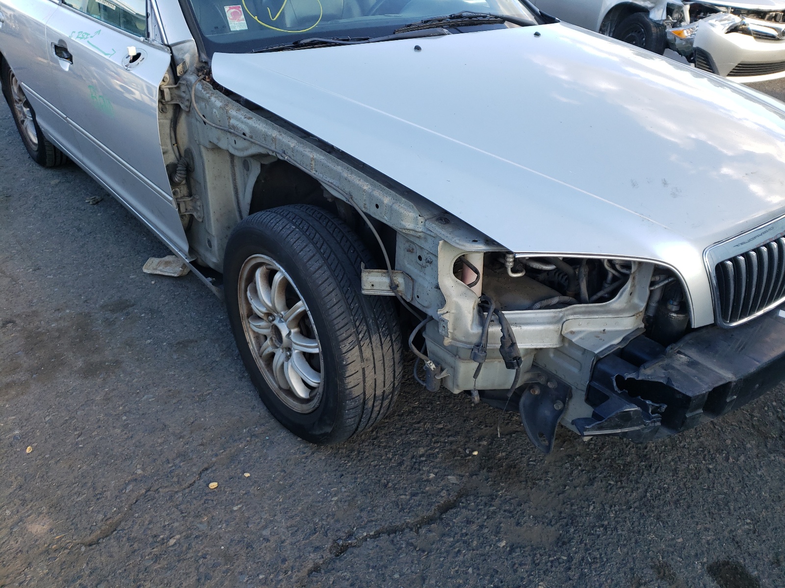 Photo 9 from auction – 2002 HYUNDAI XG 350 with VIN KMHFU45EX2A230485