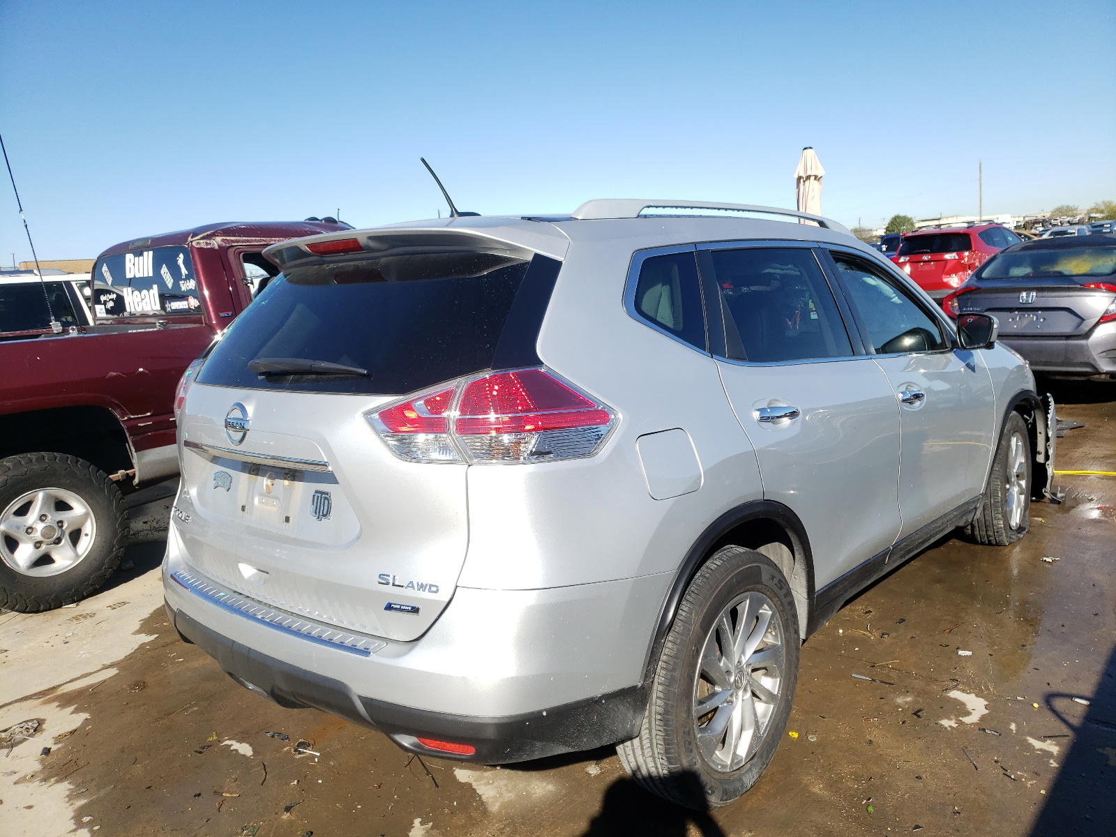 Photo 4 from auction – 2014 NISSAN ROGUE S with VIN 5N1AT2MVXEC750181