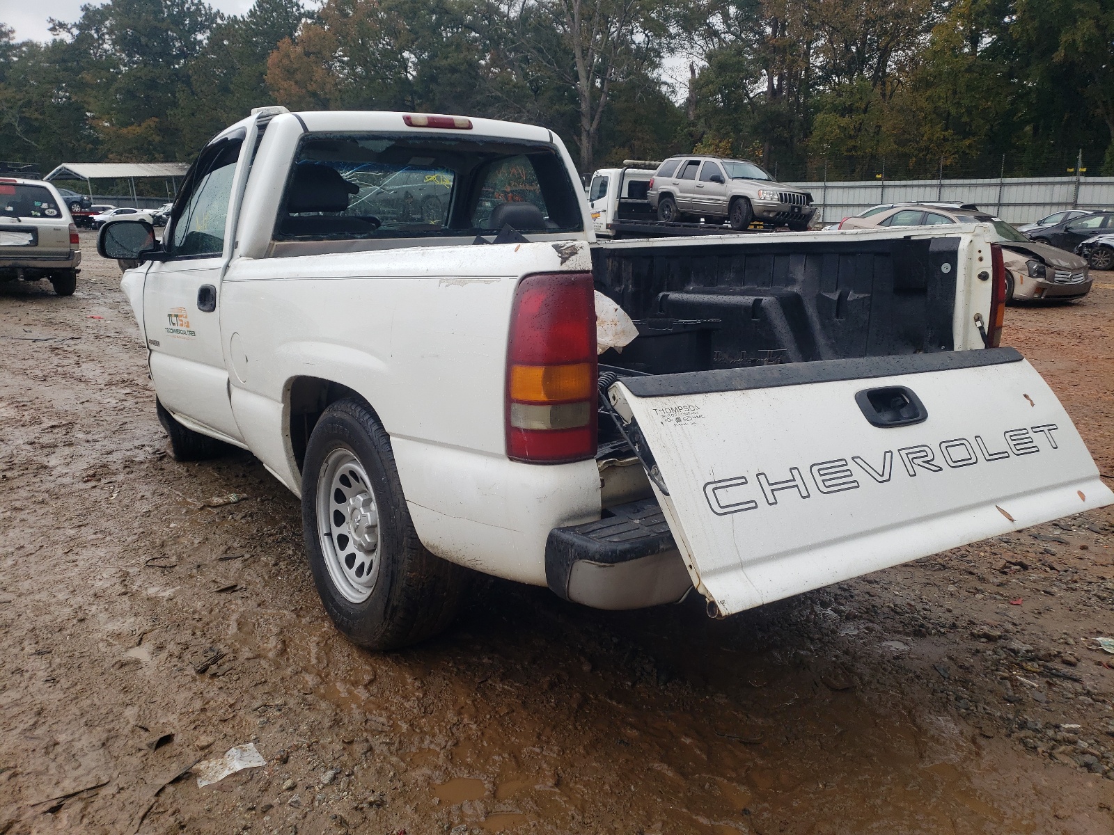 Photo 3 from auction – 2001 CHEVROLET SILVERADO with VIN 1GCEC14W51Z161488