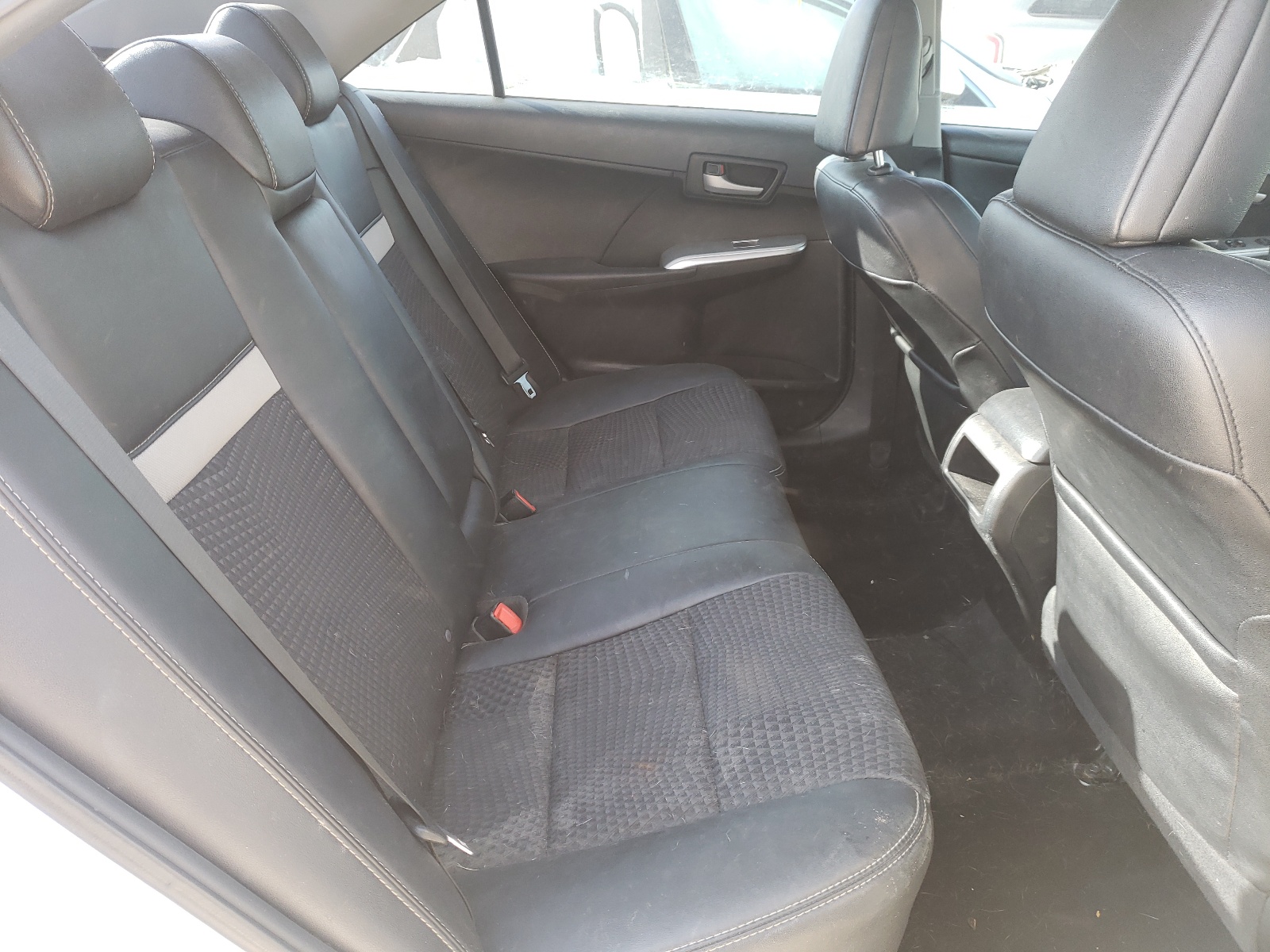 Photo 6 from auction – 2014 TOYOTA CAMRY L with VIN 4T1BF1FK4EU757064