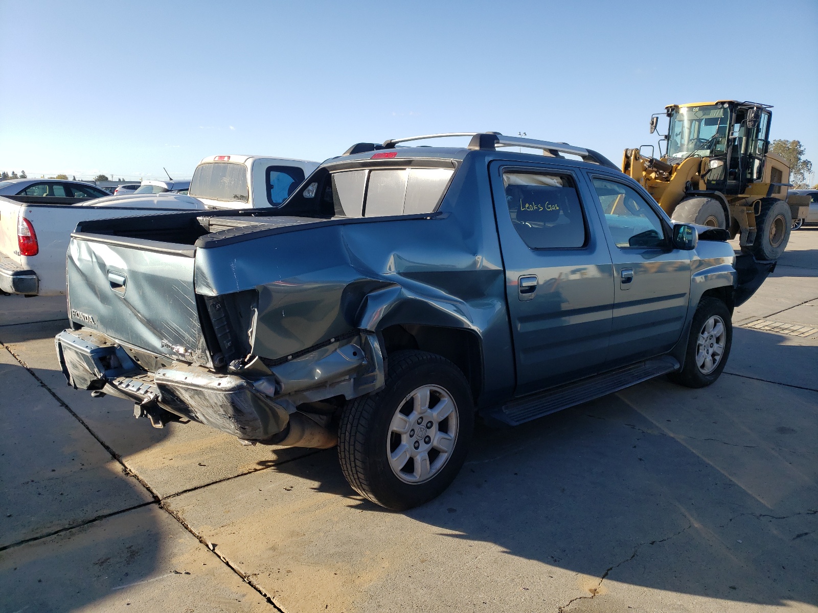 Photo 4 from auction – 2006 HONDA RIDGELINE with VIN 2HJYK16526H514566