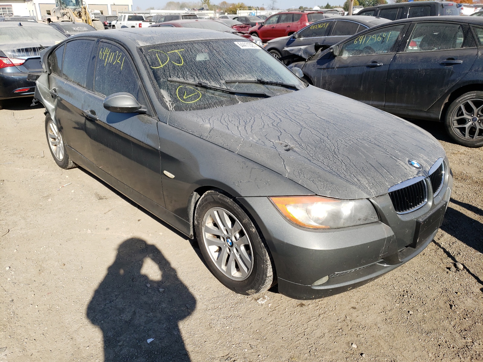 BMW 325 I 2006 with VIN WBAVB13586KX67618 - Photo from auction