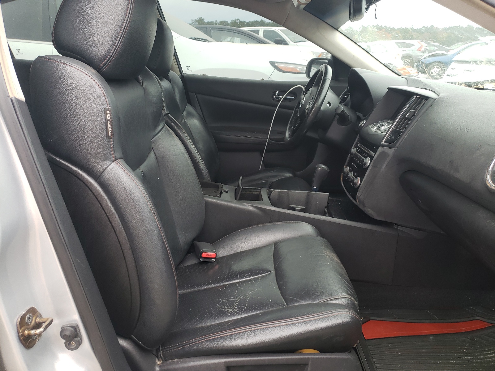 Photo 5 from auction – 2010 NISSAN MAXIMA S with VIN 1N4AA5AP6AC841708