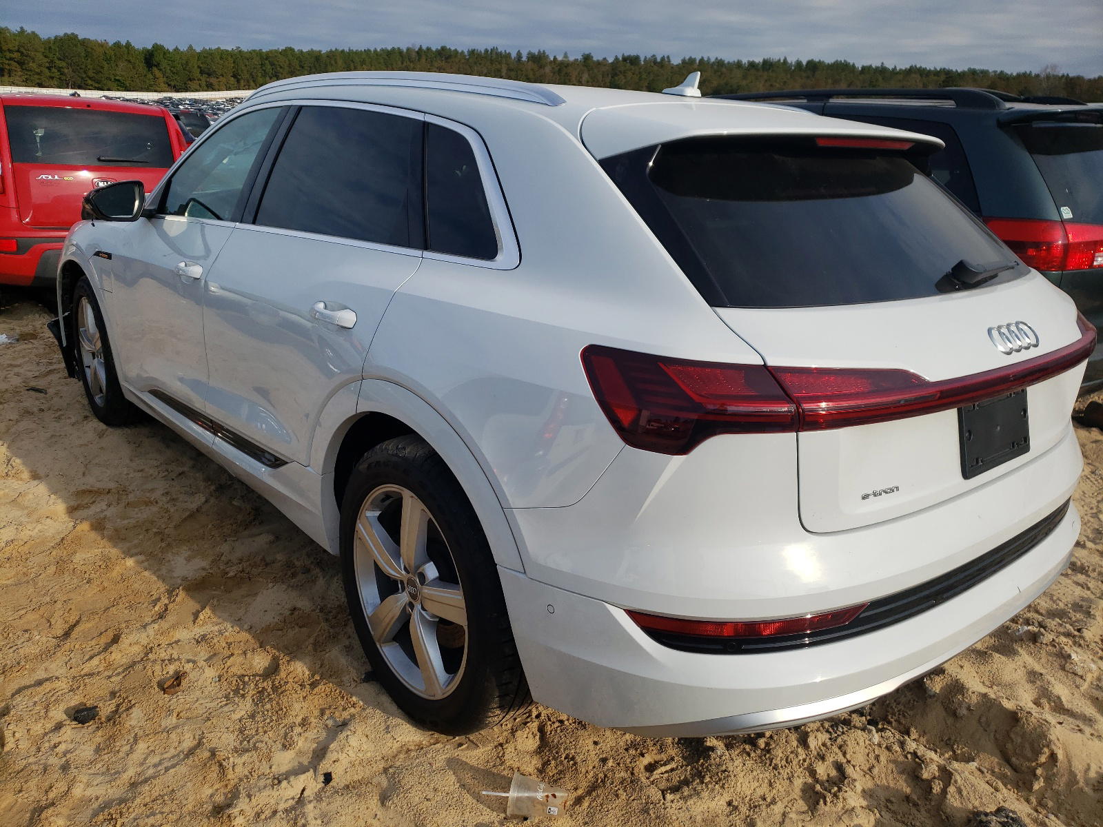 Photo 3 from auction – 2019 AUDI E-TRON PRE with VIN WA1LAAGE4KB009514
