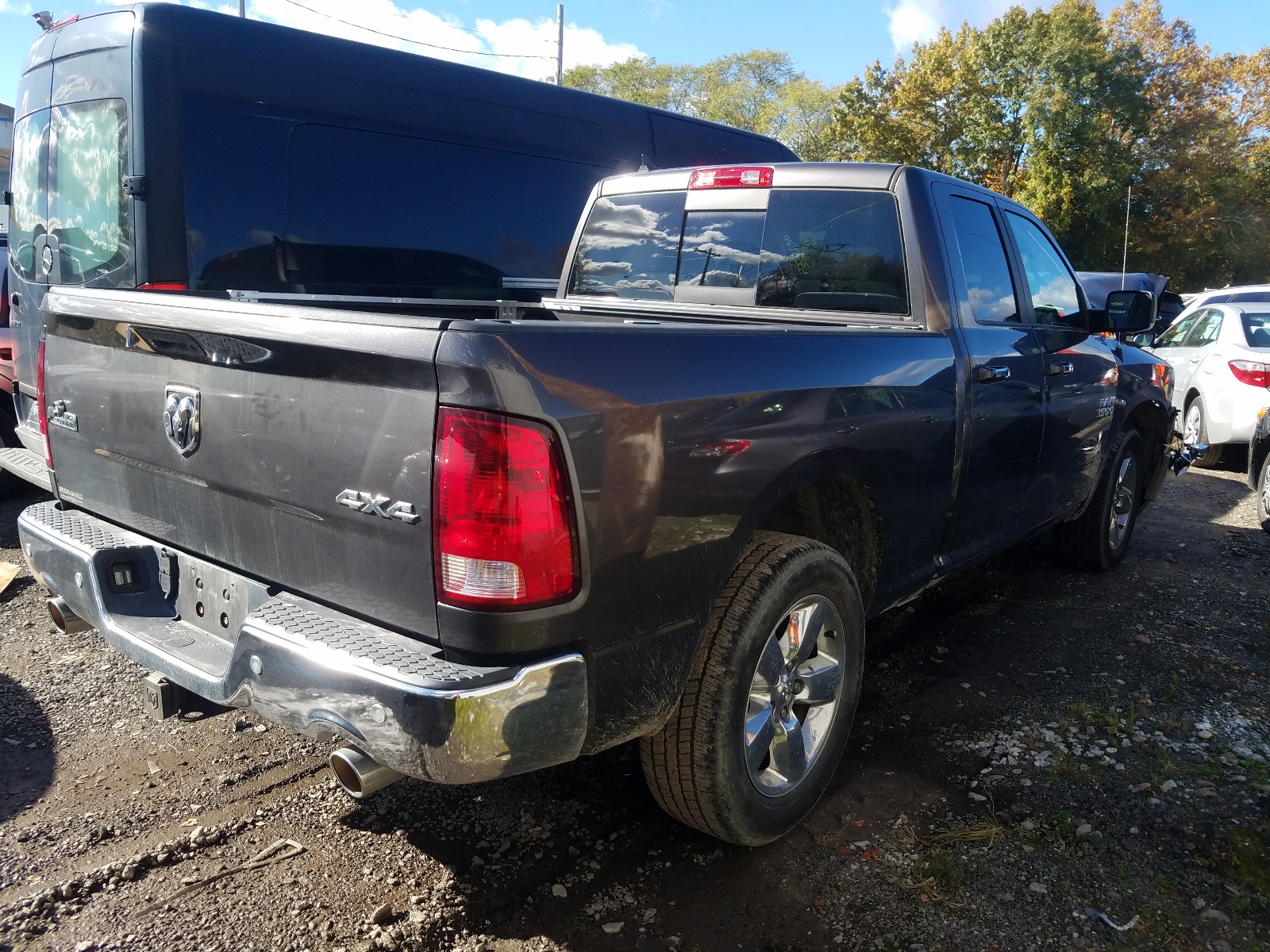 Zdjęcie 4 z aukcji – 2015 RAM 1500 SLT z VIN 1C6RR7GTXFS696358
