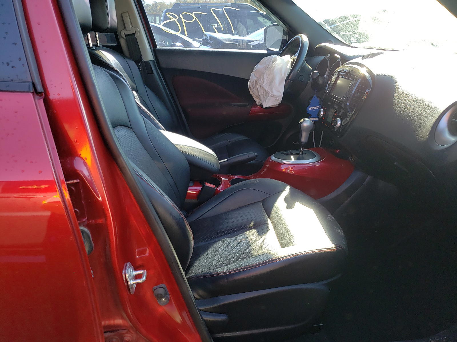 Photo 5 from auction – 2017 NISSAN JUKE S with VIN JN8AF5MR3HT701803