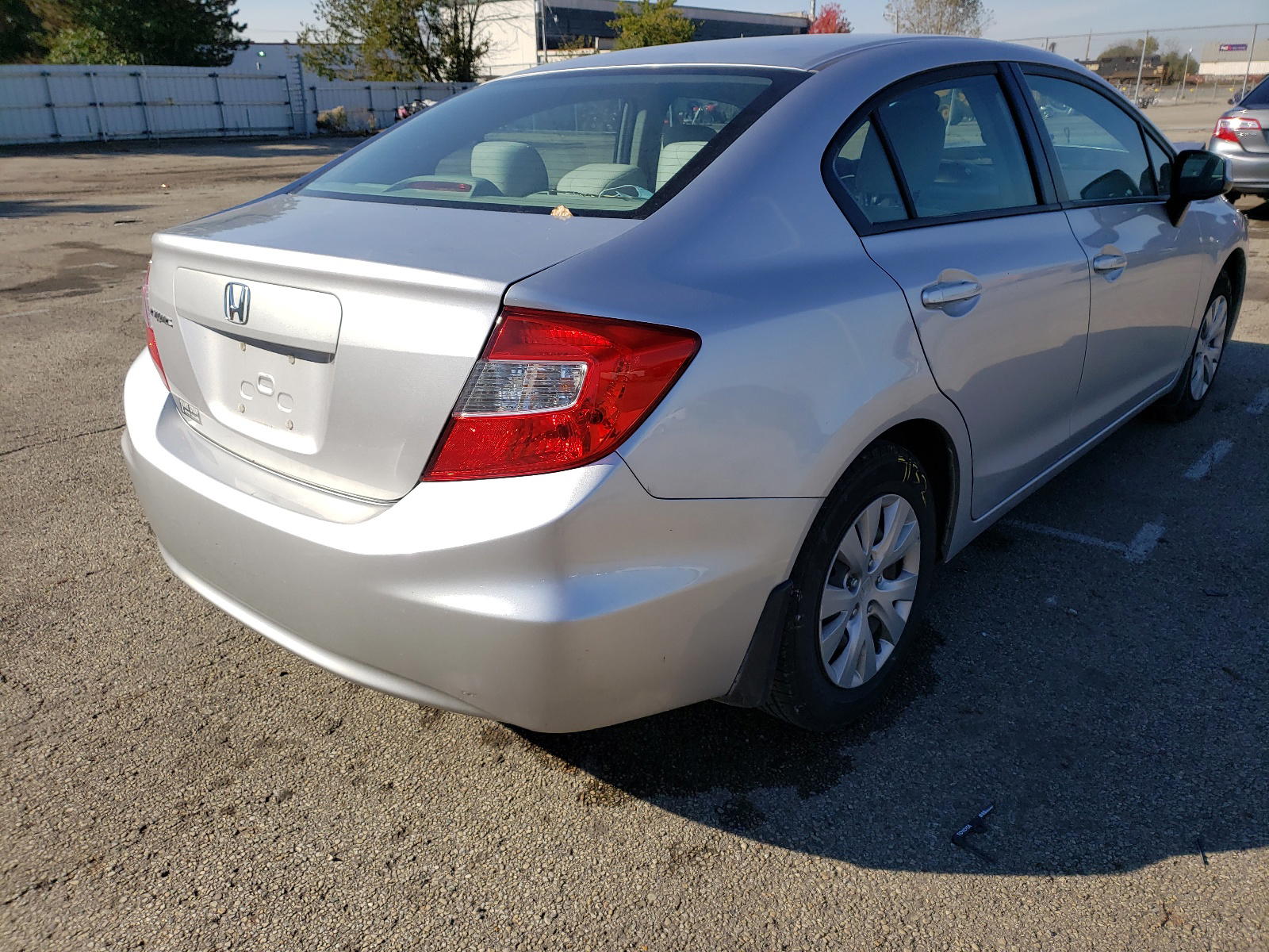 Photo 4 from auction – 2012 HONDA CIVIC LX with VIN 19XFB2F5XCE017550