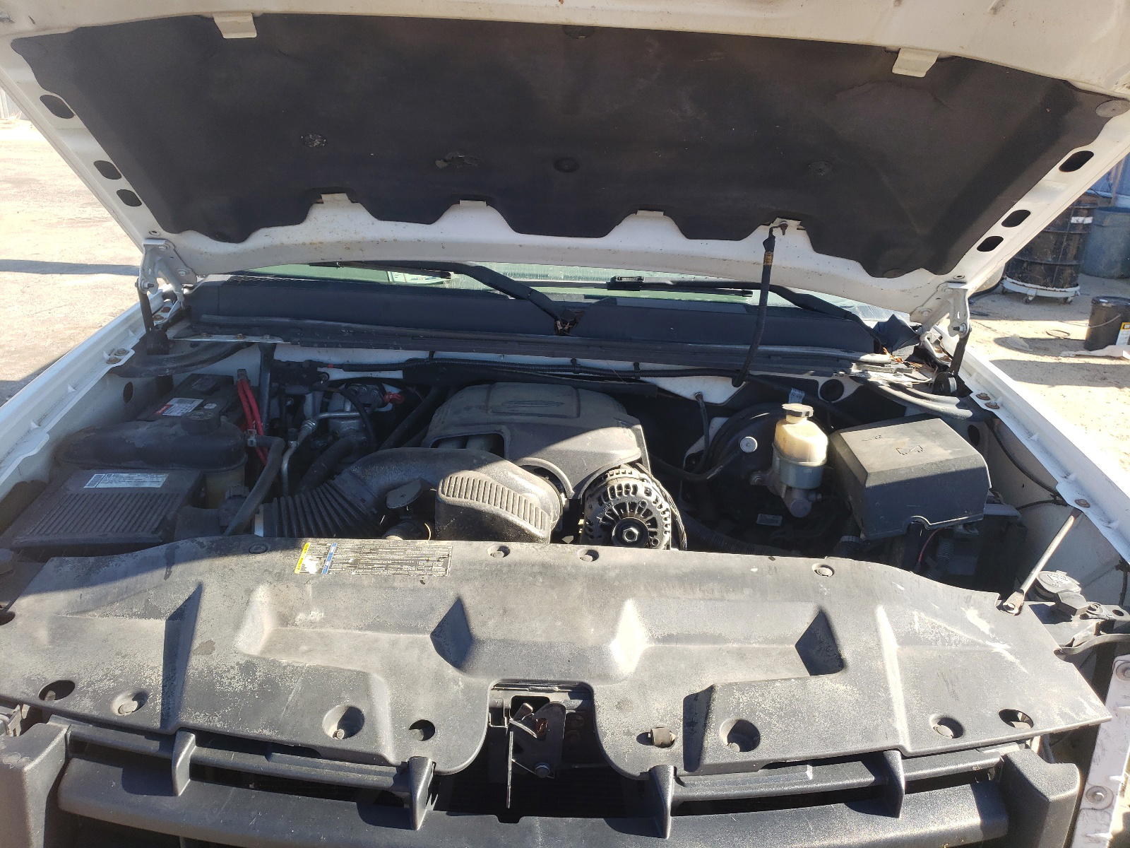 Photo 7 from auction – 2009 GMC SIERRA C15 with VIN 1GTEC19059E131883