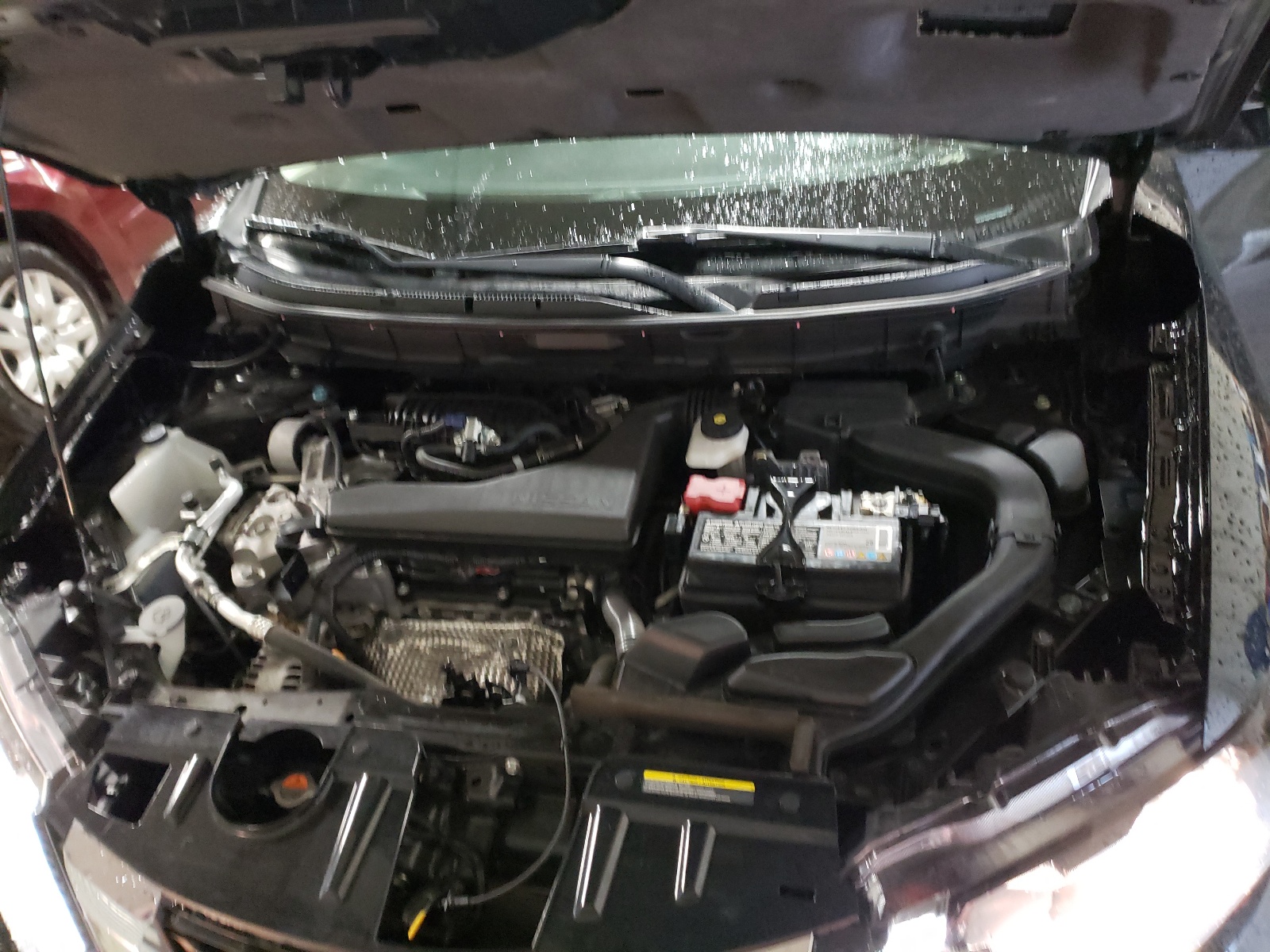 Photo 7 from auction – 2019 NISSAN ROGUE S with VIN 5N1AT2MT3KC729523