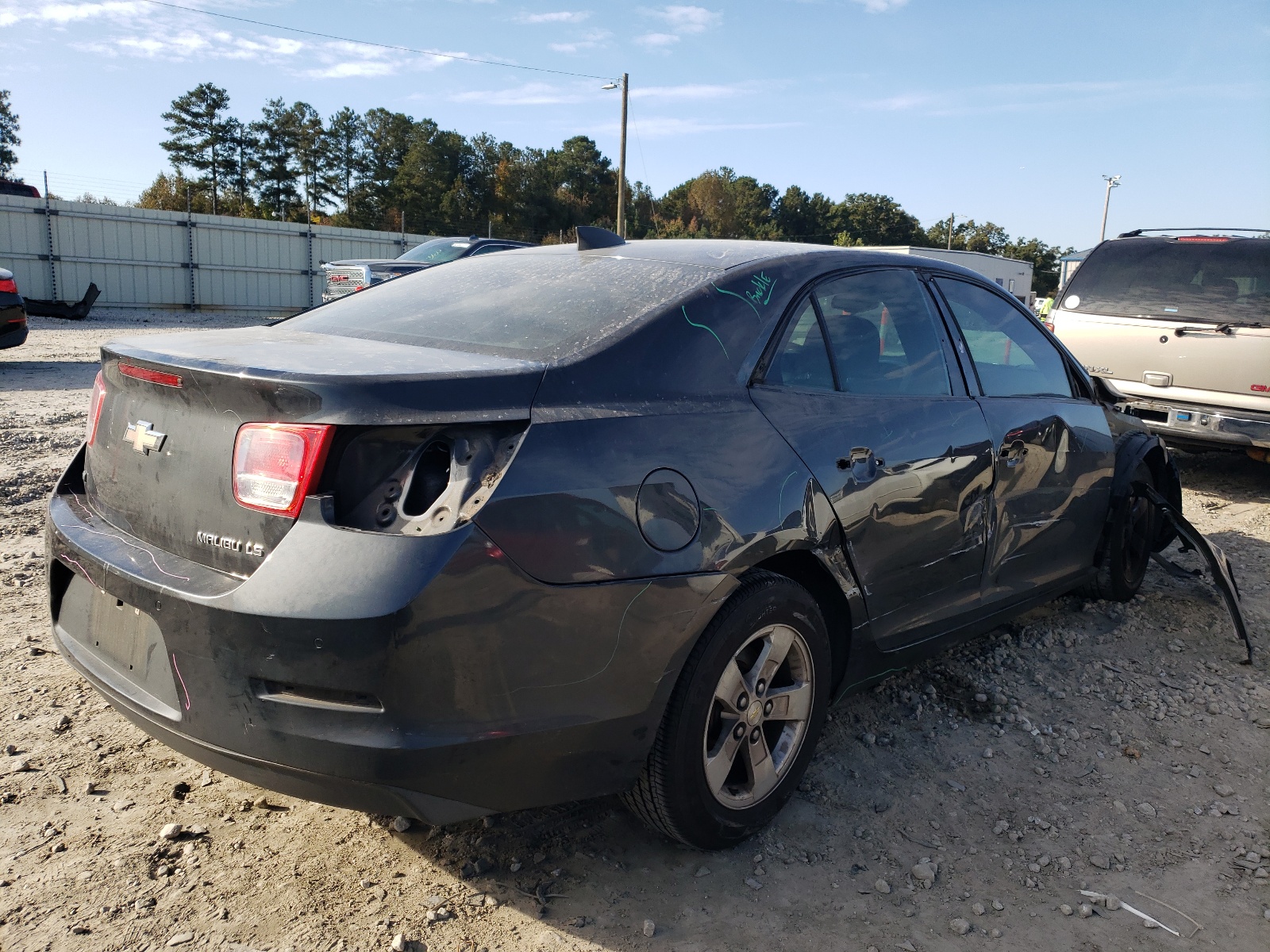 Photo 4 from auction – 2015 CHEVROLET MALIBU LS with VIN 1G11A5SL0FF162358