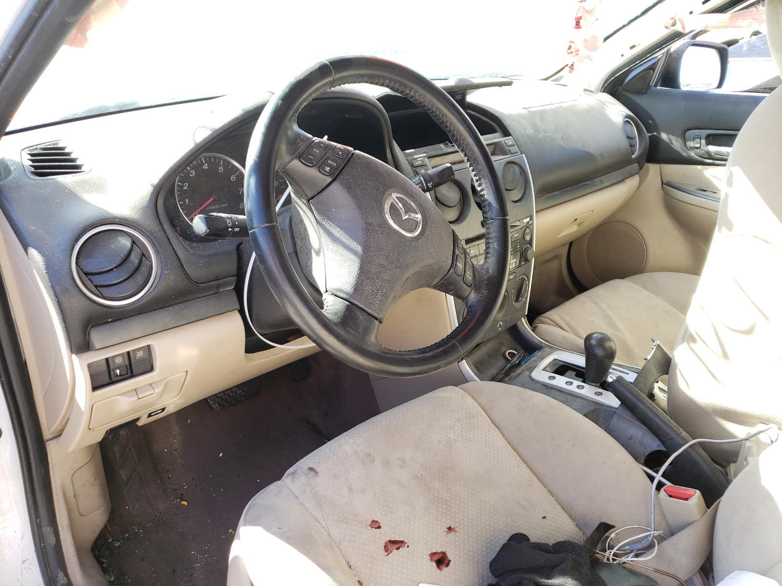 Photo 9 from auction – 2006 MAZDA 6 S with VIN 1YVHP80D465M64852