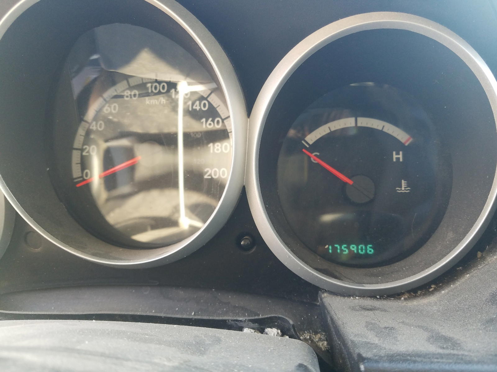 Photo 8 from auction – 2010 DODGE GRAND CARA with VIN 2D4RN4DE4AR313035