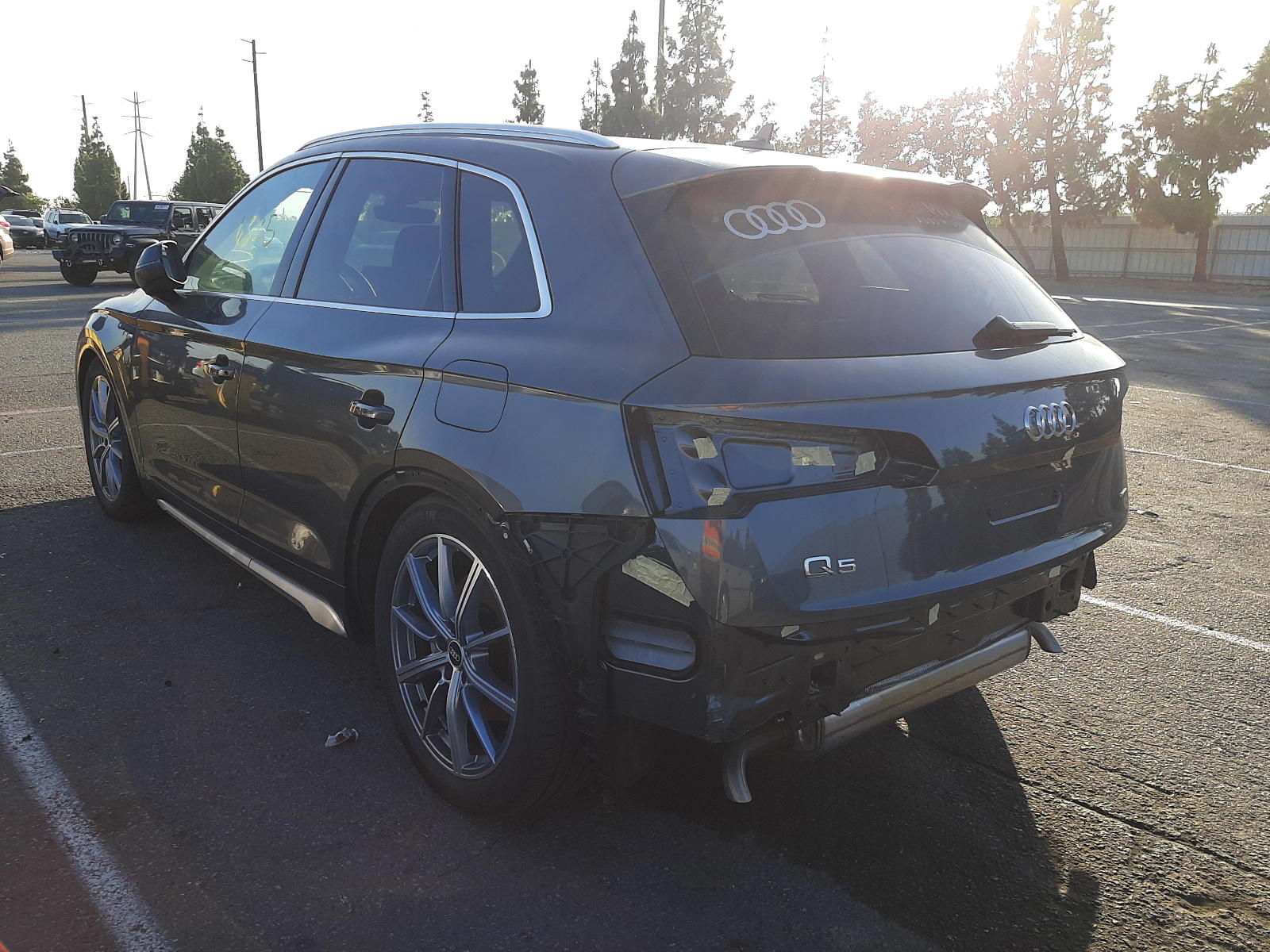 Photo 3 from auction – 2021 AUDI Q5 E PREMI with VIN WA1E2AFY7M2043001