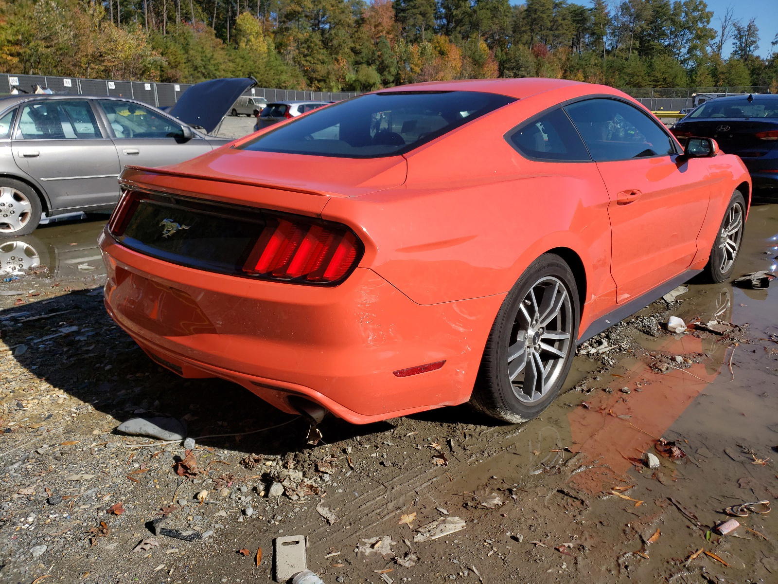 Photo 4 from auction – 2016 FORD MUSTANG with VIN 1FA6P8TH4G5201781