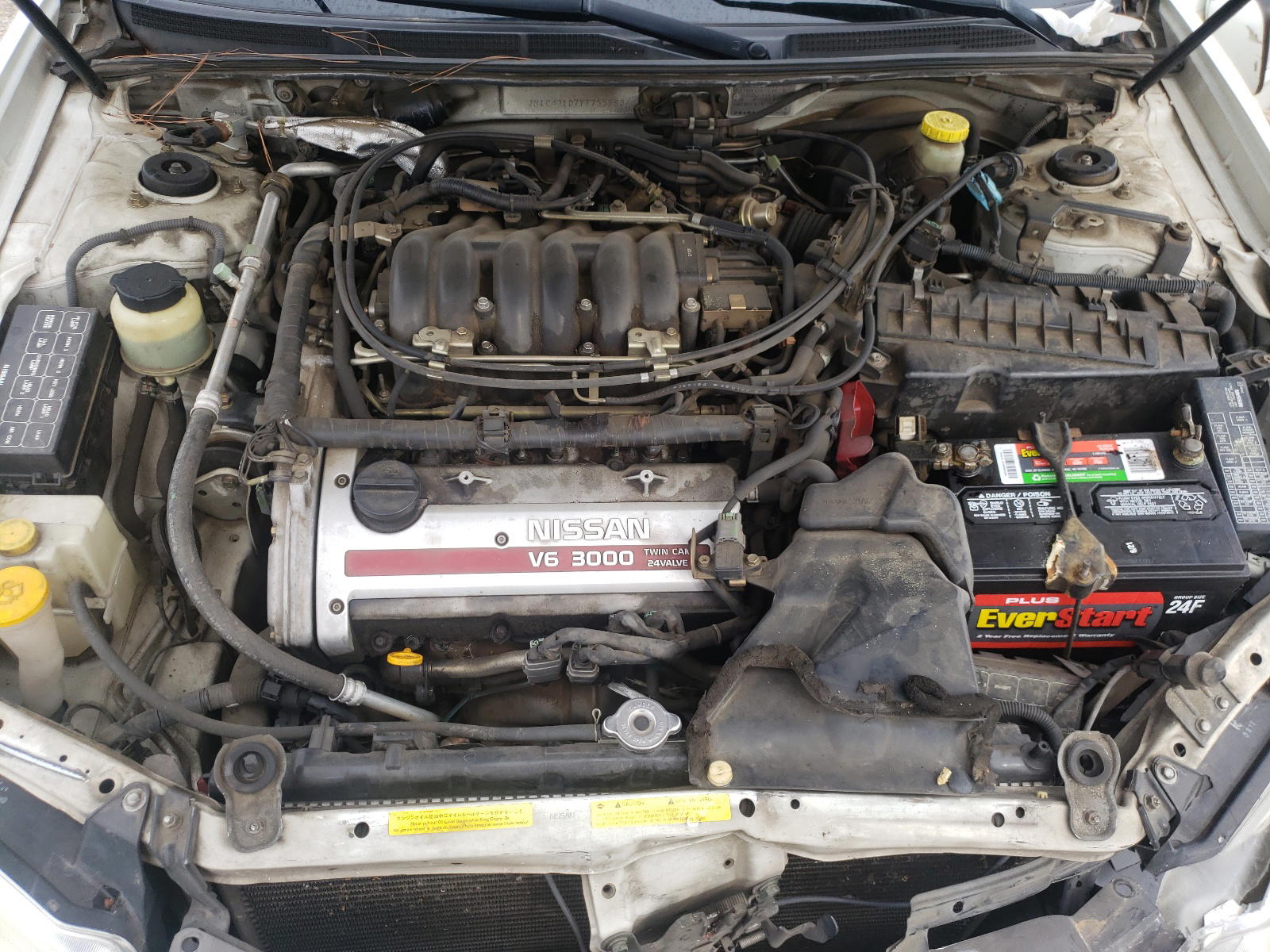 Photo 7 from auction – 2000 NISSAN MAXIMA with VIN JN1CA31D7YT755883