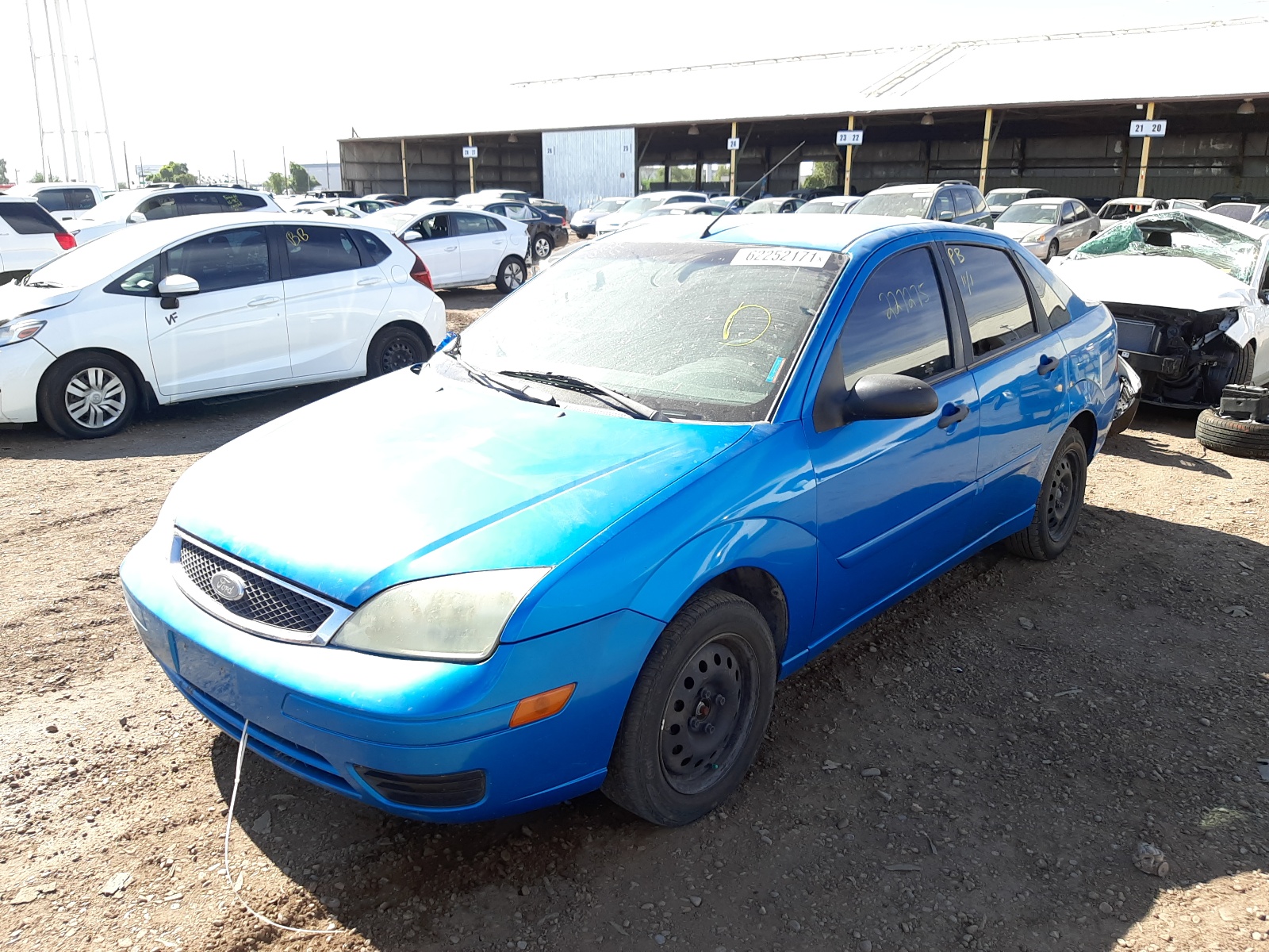 Photo 2 from auction – 2007 FORD FOCUS ZX4 with VIN 1FAFP34N87W253884