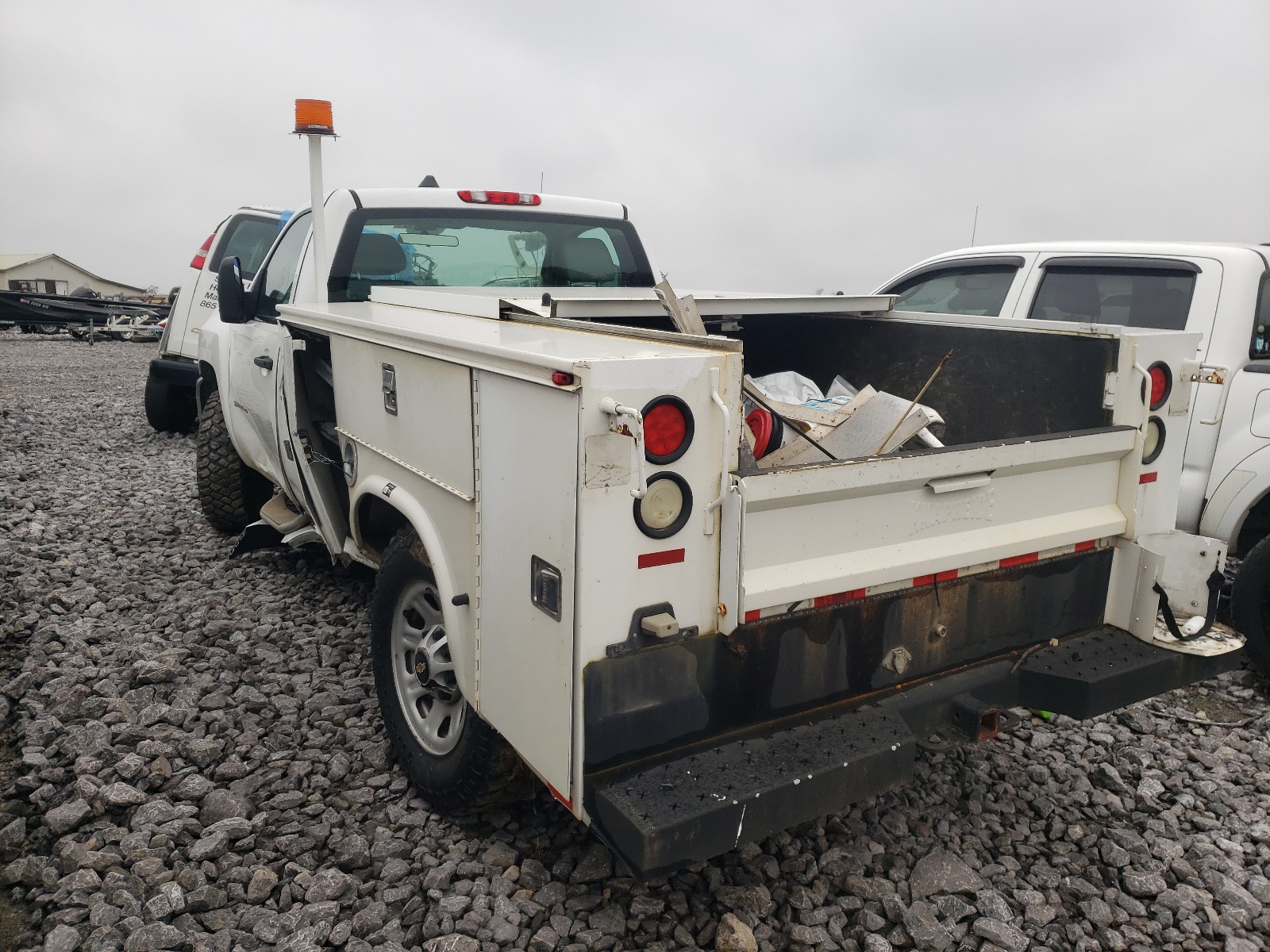 Photo 3 from auction – 2014 CHEVROLET SILVERADO with VIN 1GB3KZCG6EF155911