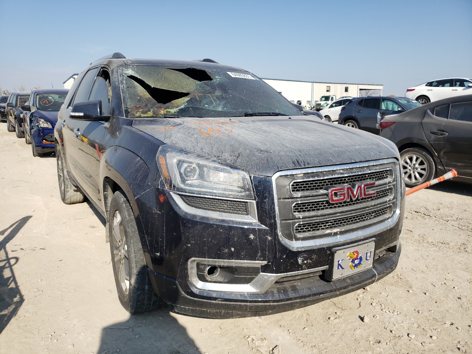 GMC ACADIA SLT 2016 with VIN 1GKKVSKD2GJ202501 - Photo from auction