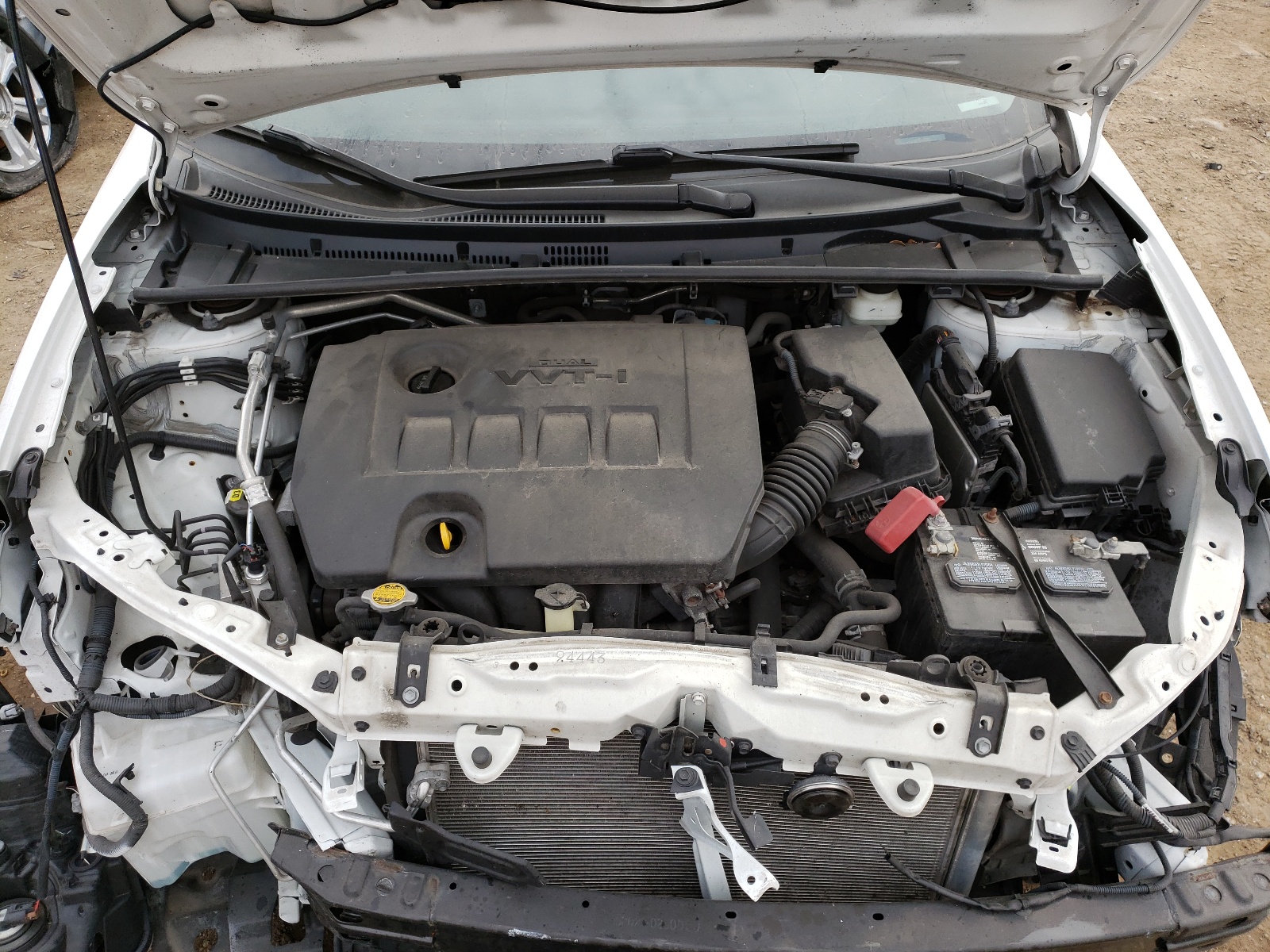 Zdjęcie 7 z aukcji – 2014 TOYOTA COROLLA L z VIN 2T1BURHE5EC213797