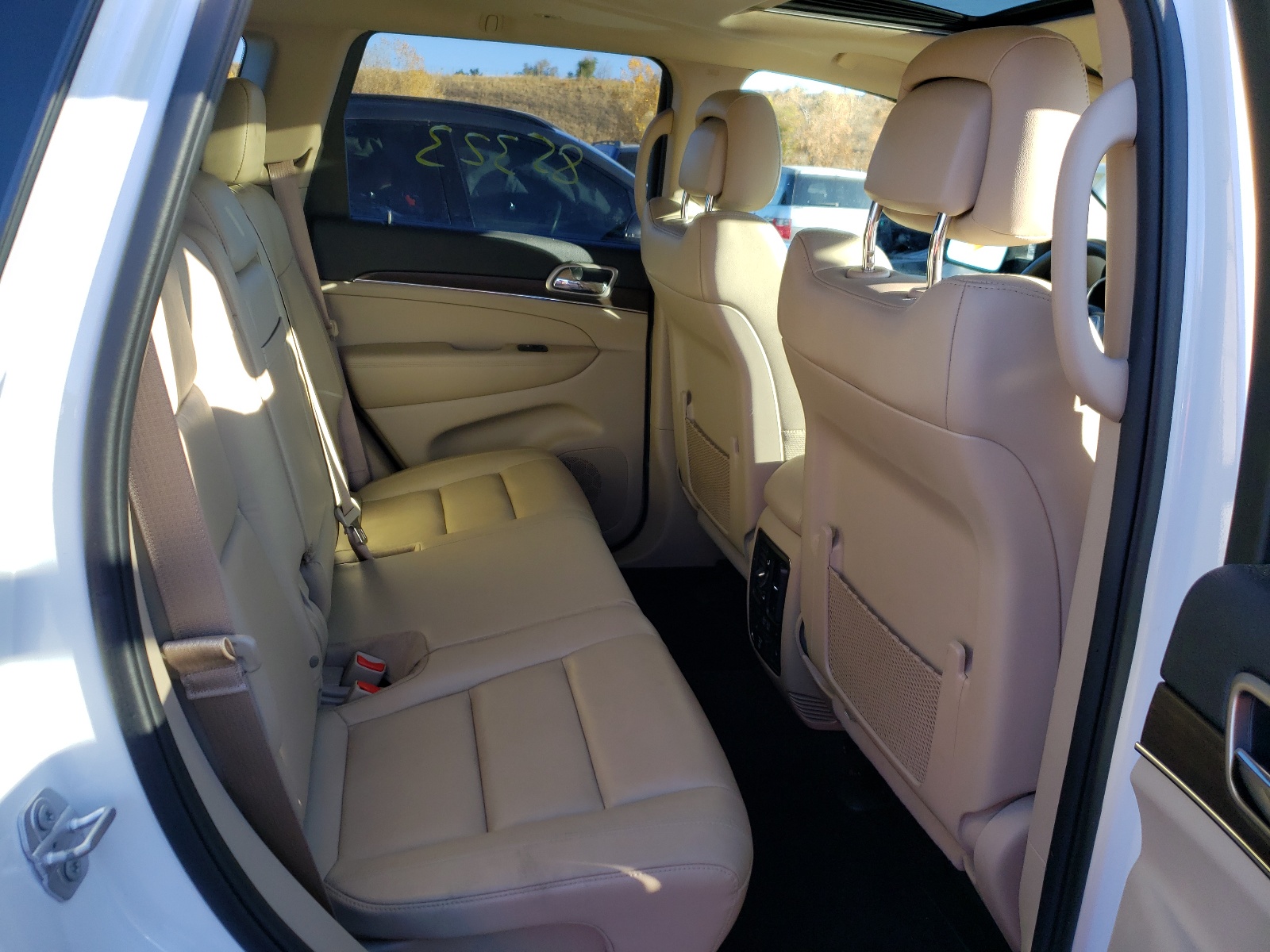 Photo 6 from auction – 2017 JEEP GRAND CHER with VIN 1C4RJFBG8HC765193