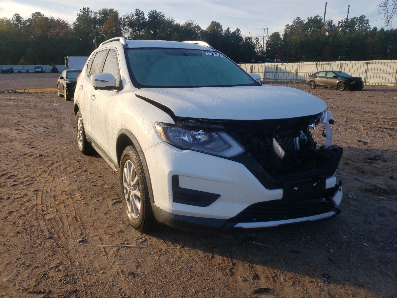 NISSAN ROGUE S 2018 with VIN KNMAT2MV0JP554368 - Photo from auction