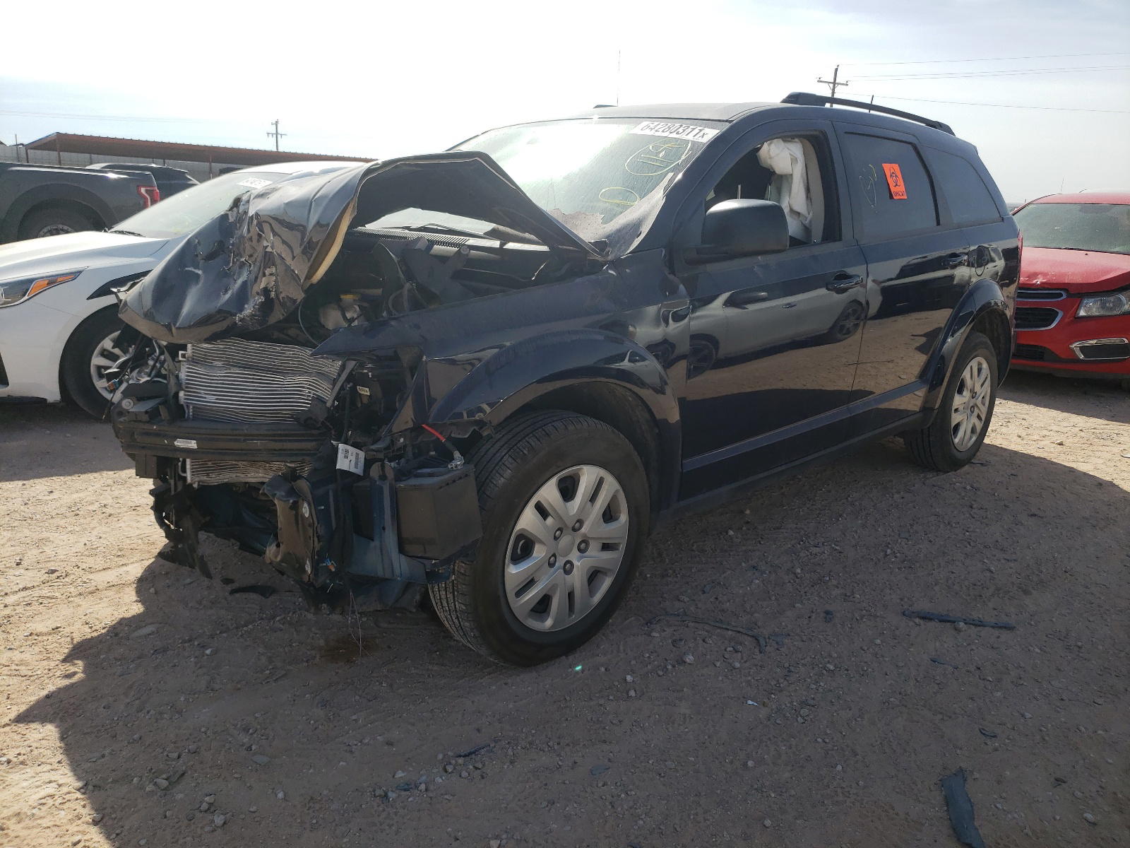 Photo 2 from auction – 2020 DODGE JOURNEY SE with VIN 3C4PDCAB4LT266133