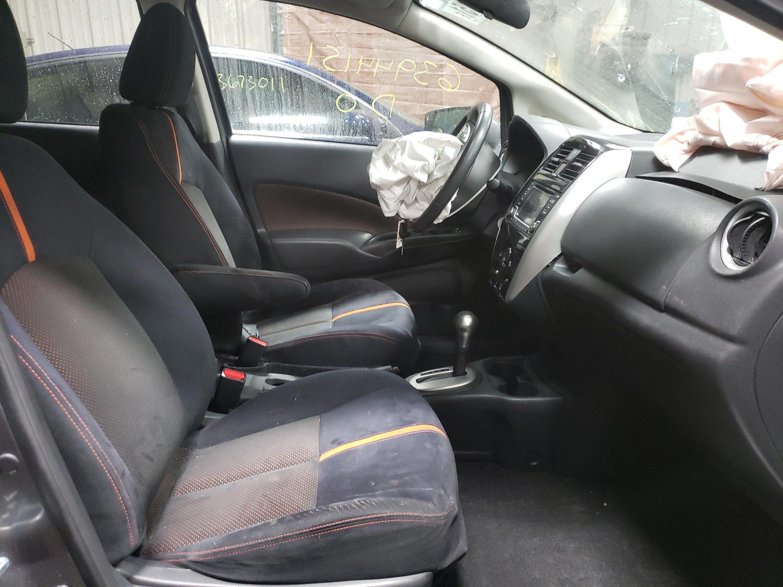 Photo 5 from auction – 2016 NISSAN VERSA NOTE with VIN 3N1CE2CP0GL391900