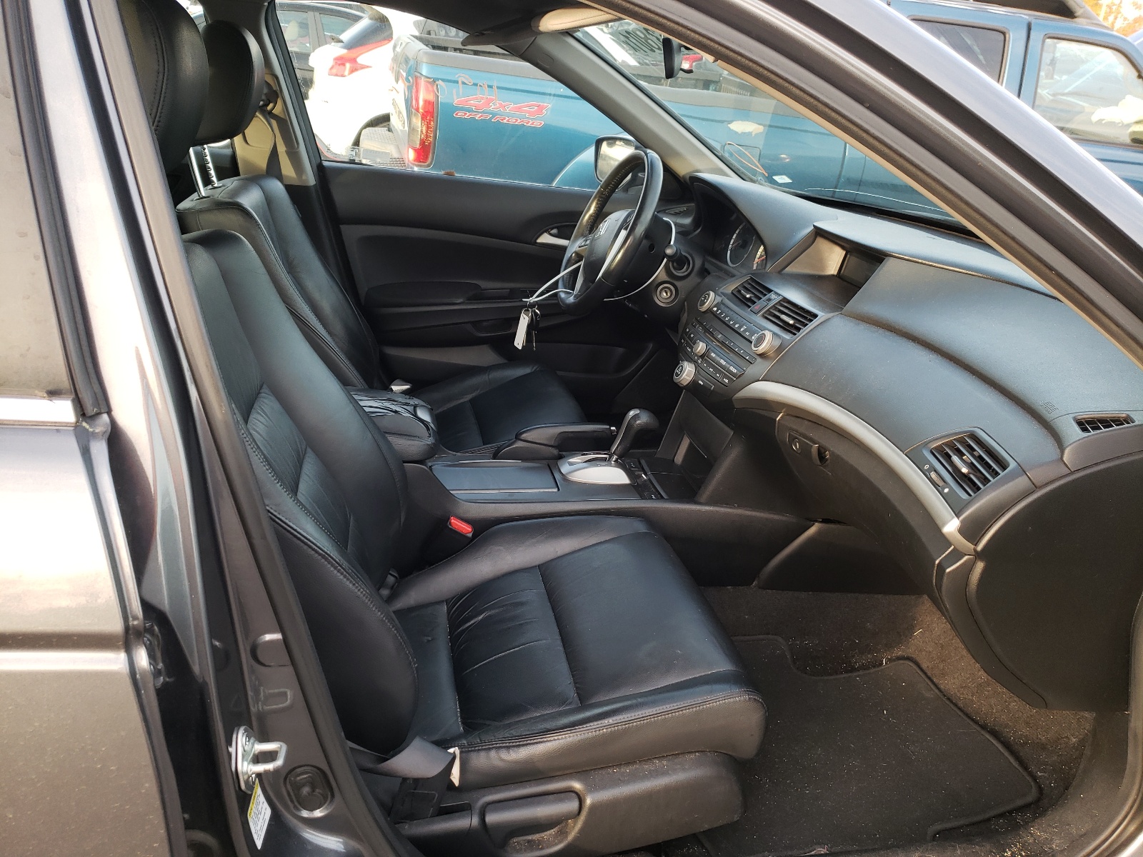 Photo 5 from auction – 2012 HONDA ACCORD SE with VIN 1HGCP2F63CA241180