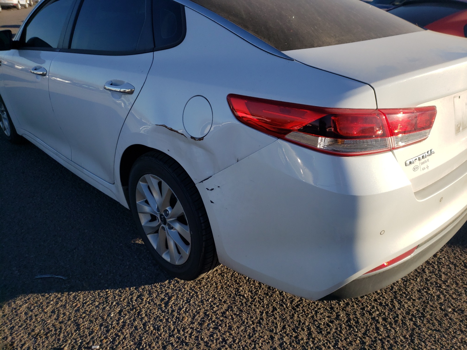 Photo 9 from auction – 2018 KIA OPTIMA LX with VIN 5XXGT4L32JG272522
