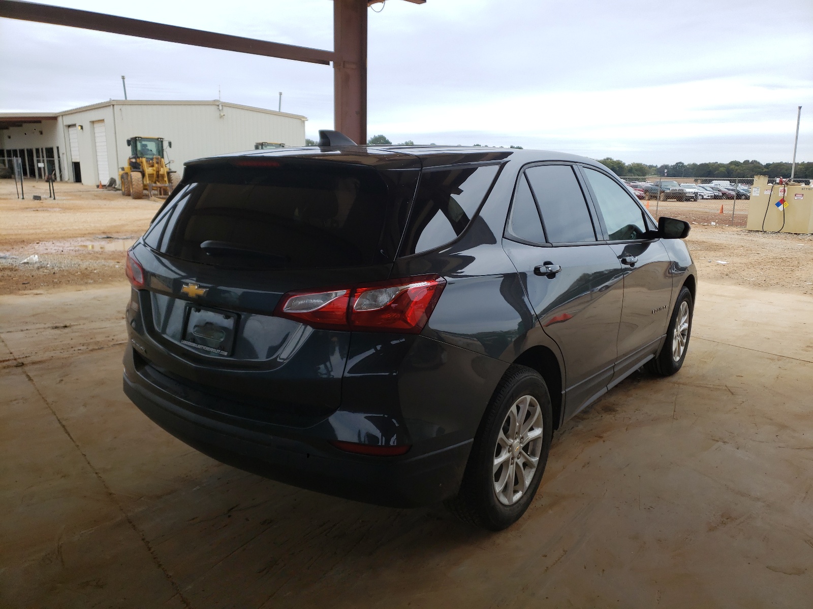 Photo 4 from auction – 2019 CHEVROLET EQUINOX LS with VIN 2GNAXHEV0K6301453