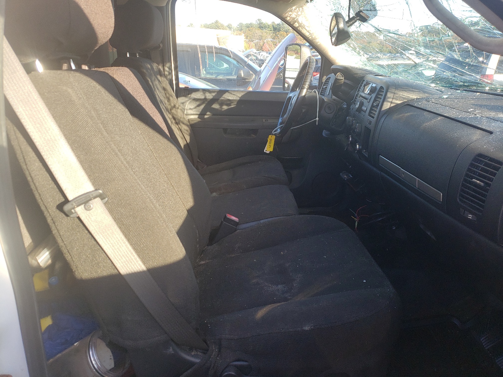 Photo 5 from auction – 2010 GMC SIERRA K35 with VIN 1GD3K3BK8AF129170