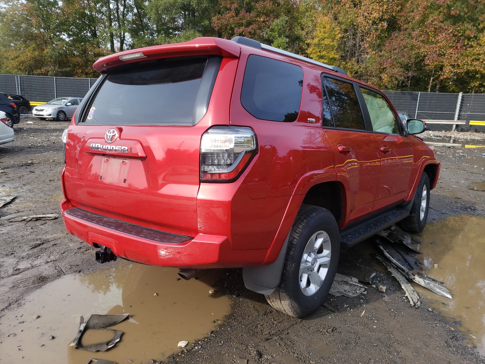 Photo 4 from auction – 2020 TOYOTA 4RUNNER SR with VIN JTEBU5JRXL5738253