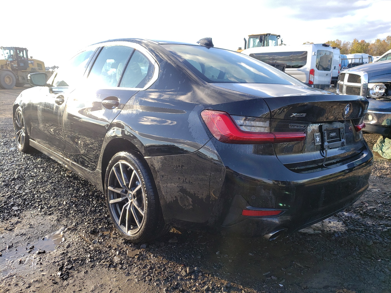Photo 3 from auction – 2020 BMW 330XI with VIN 3MW5R7J09L8B42938