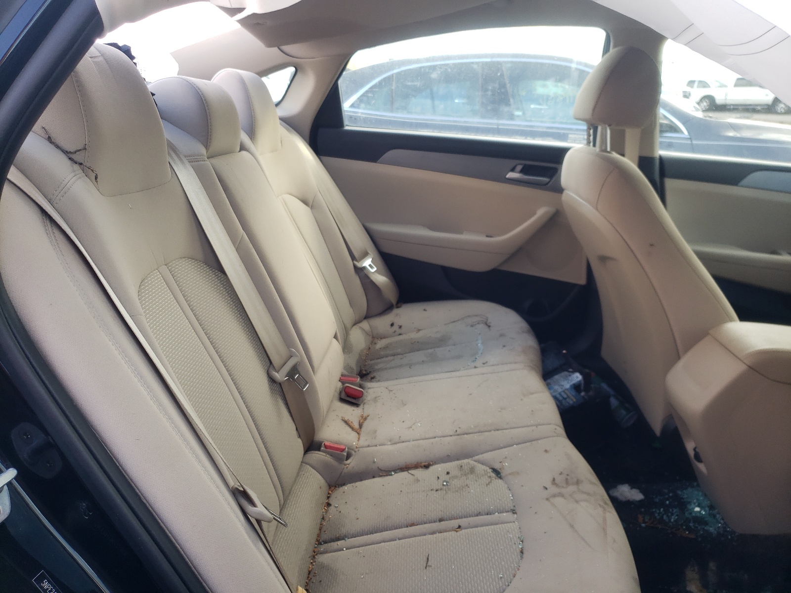 Photo 6 from auction – 2019 HYUNDAI SONATA SE with VIN 5NPE24AF0KH753026