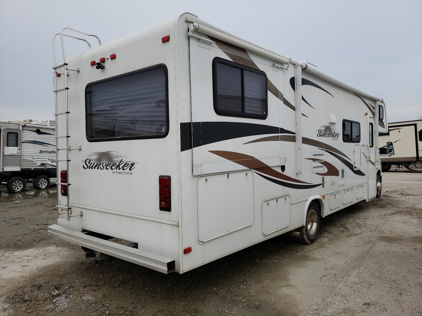Photo 4 from auction – 2012 WILDWOOD SUNSEEKER with VIN 1FDXE4FS3CDA30277