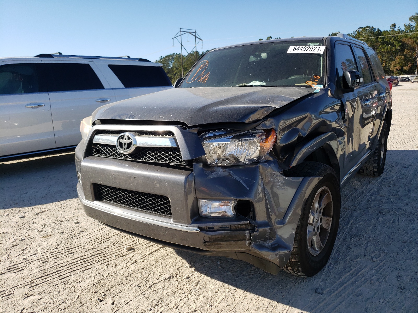 Photo 2 from auction – 2010 TOYOTA 4RUNNER SR with VIN JTEBU5JR3A5030827