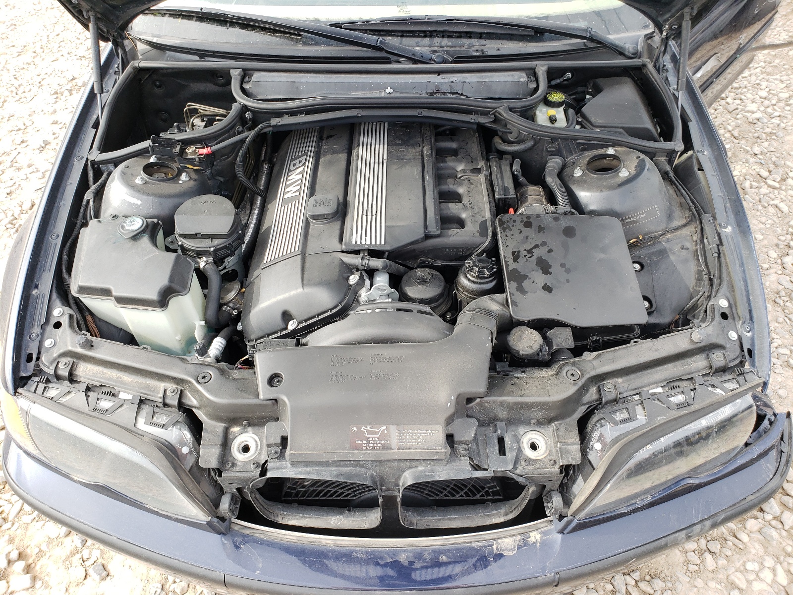 Photo 7 from auction – 2005 BMW 325 XI with VIN WBAEU33415PR19379