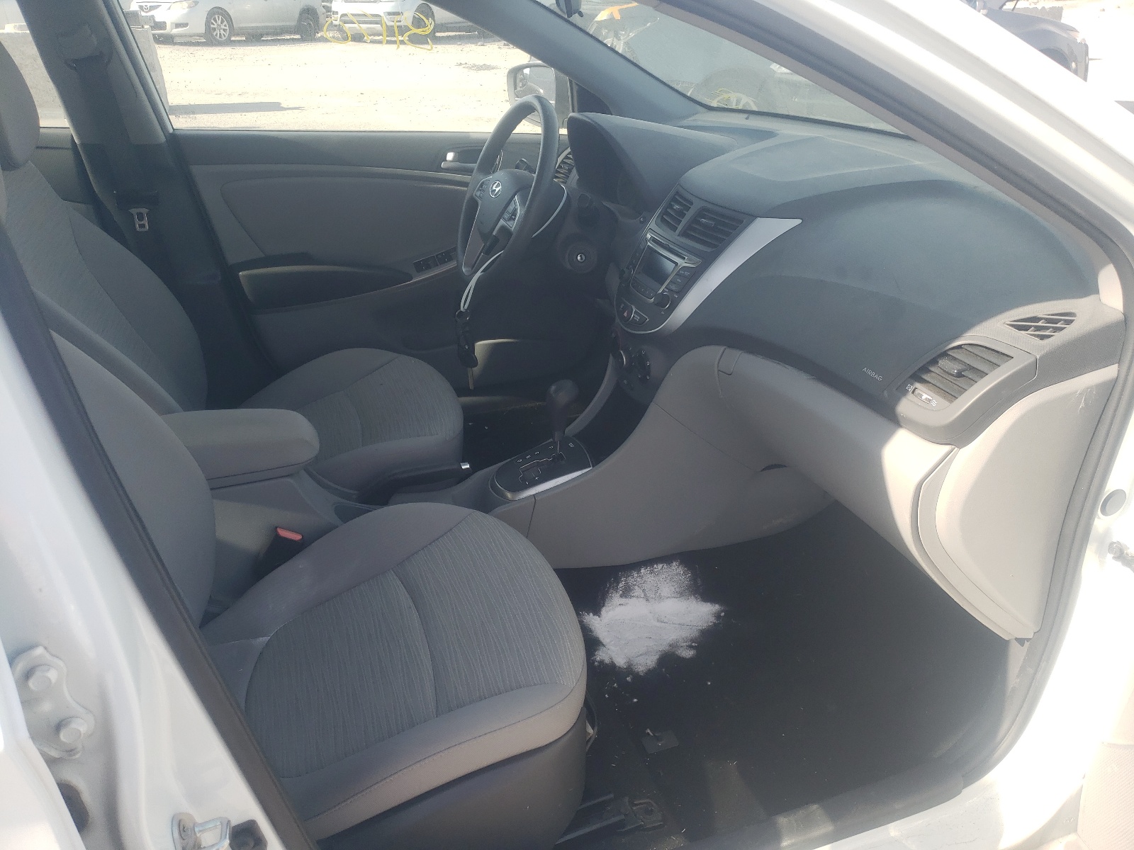 Photo 5 from auction – 2016 HYUNDAI ACCENT SE with VIN KMHCT4AE1GU146945