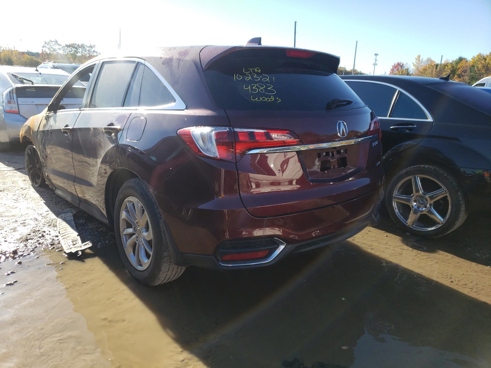 Photo 3 from auction – 2018 ACURA RDX with VIN 5J8TB4H33JL024761